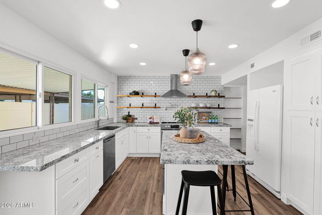 Photo of 8319 E Vista Drive, Scottsdale, AZ 85250 (MLS # 7000516)