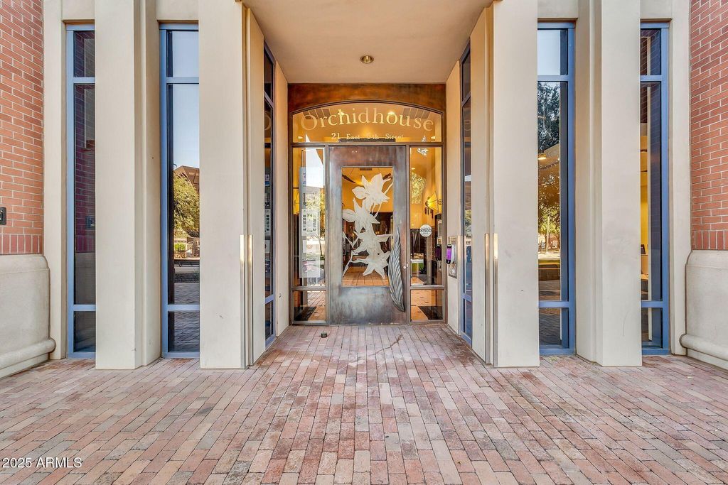 Photo of 21 E 6th Street #616, Tempe, AZ 85281 (MLS # 6931139)