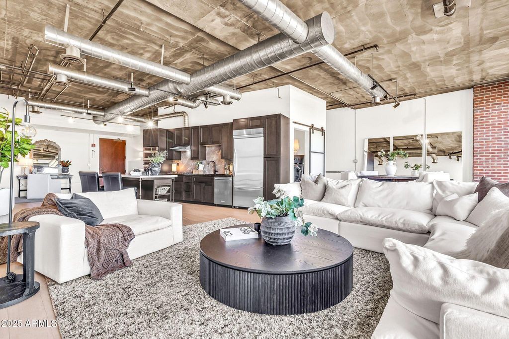 Photo of 21 E 6th Street #616, Tempe, AZ 85281 (MLS # 6931139)