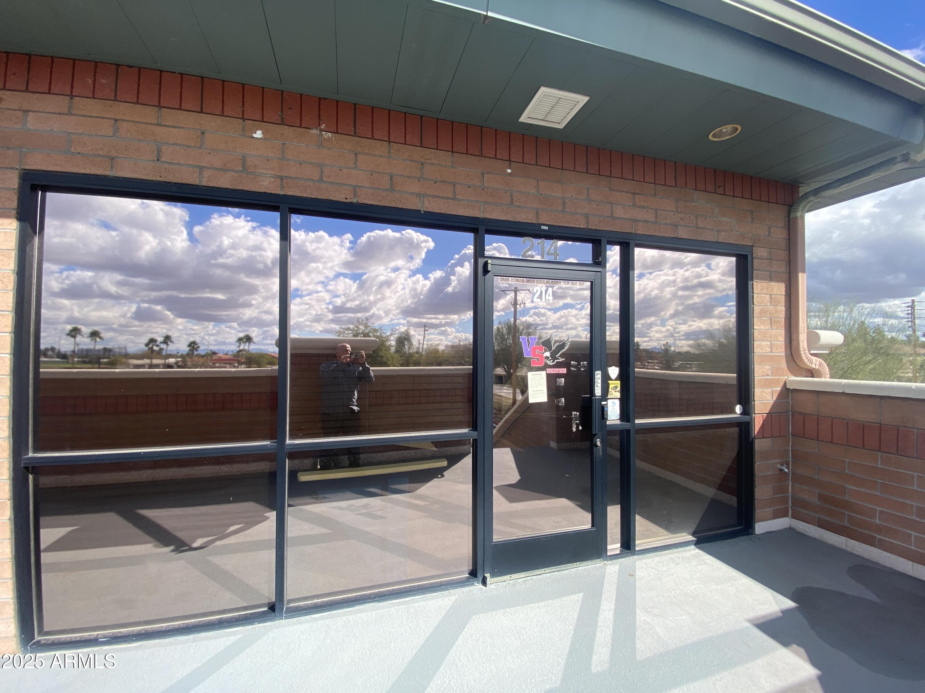 1925 S SOSSAMAN Road 214