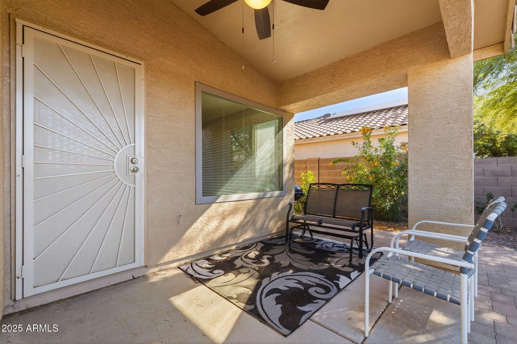 Photo of 645 W Mirage Loop, Casa Grande, AZ 85122 (MLS # 6927877)
