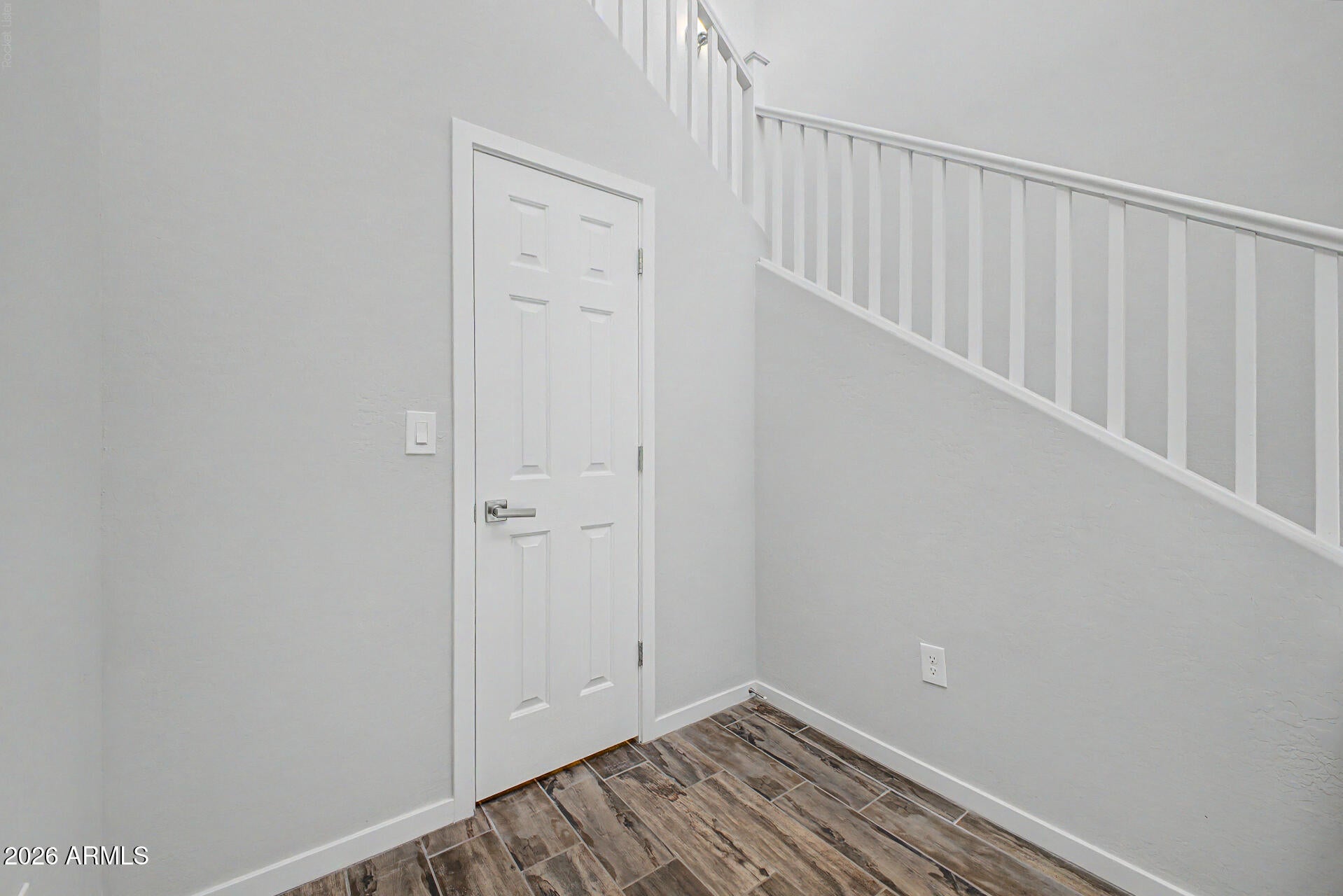 250 W QUEEN CREEK Road 215
