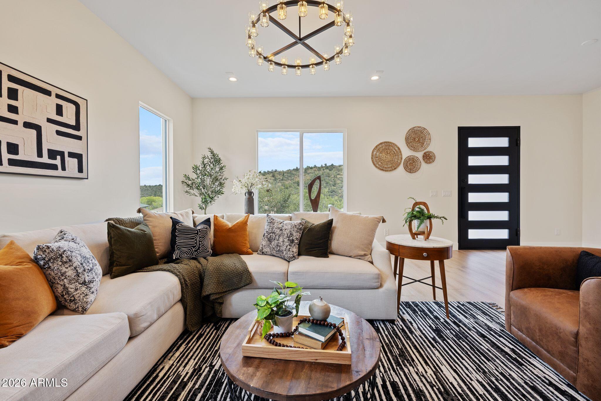 940 N Waters Edge Way