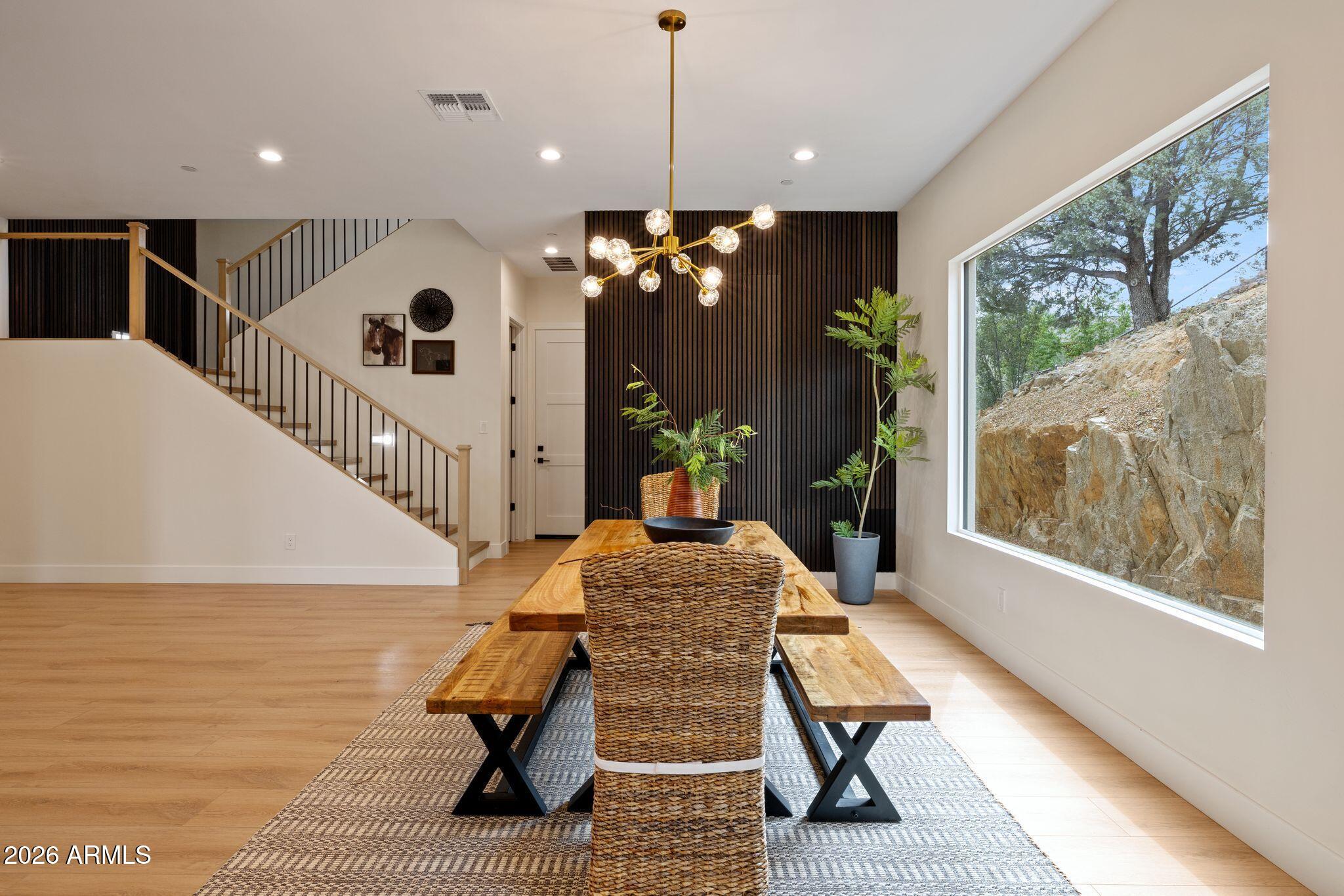 940 N Waters Edge Way