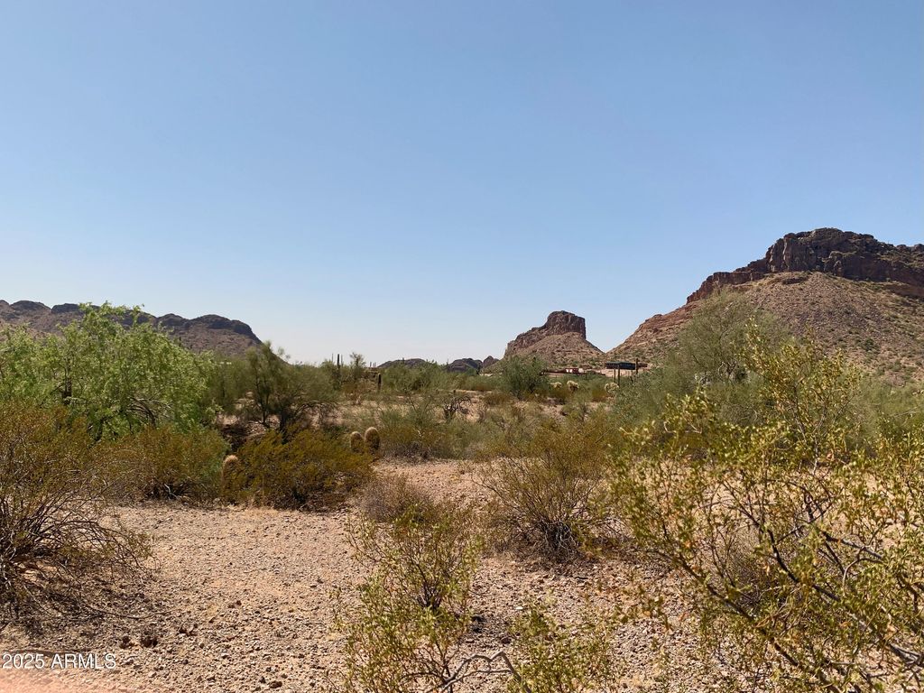 Photo of 0 N Ellen Place #8, Queen Creek, AZ 85144 (MLS # 6895134)