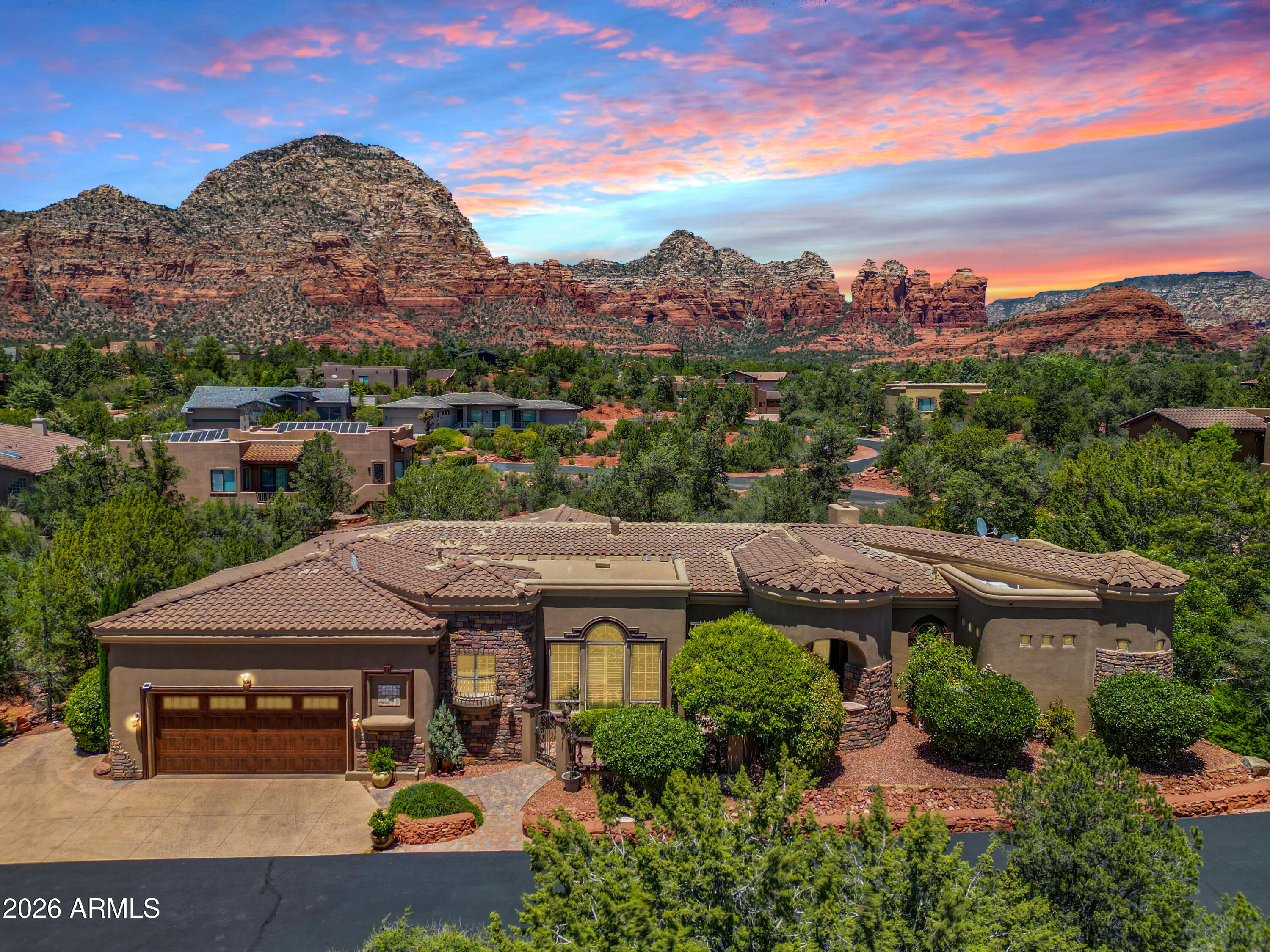 CRIMSON VIEW - Residential