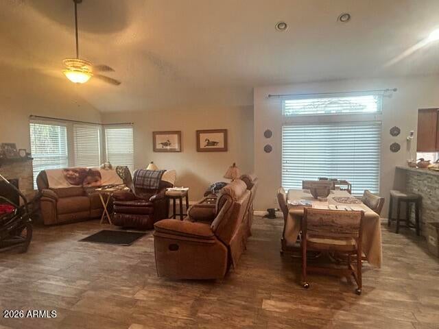 1220 E SILVERWOOD Drive