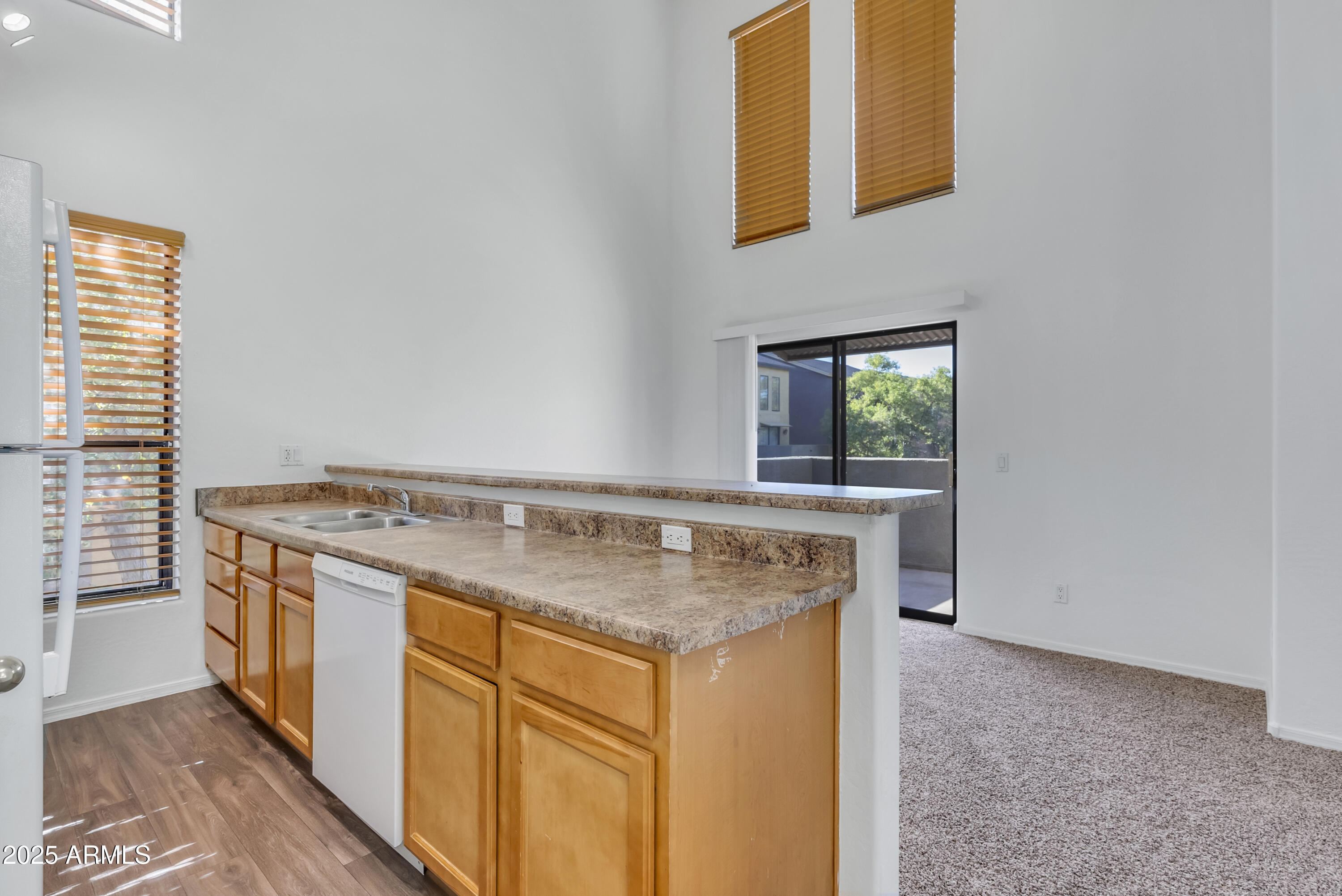 827 E Pecan Road