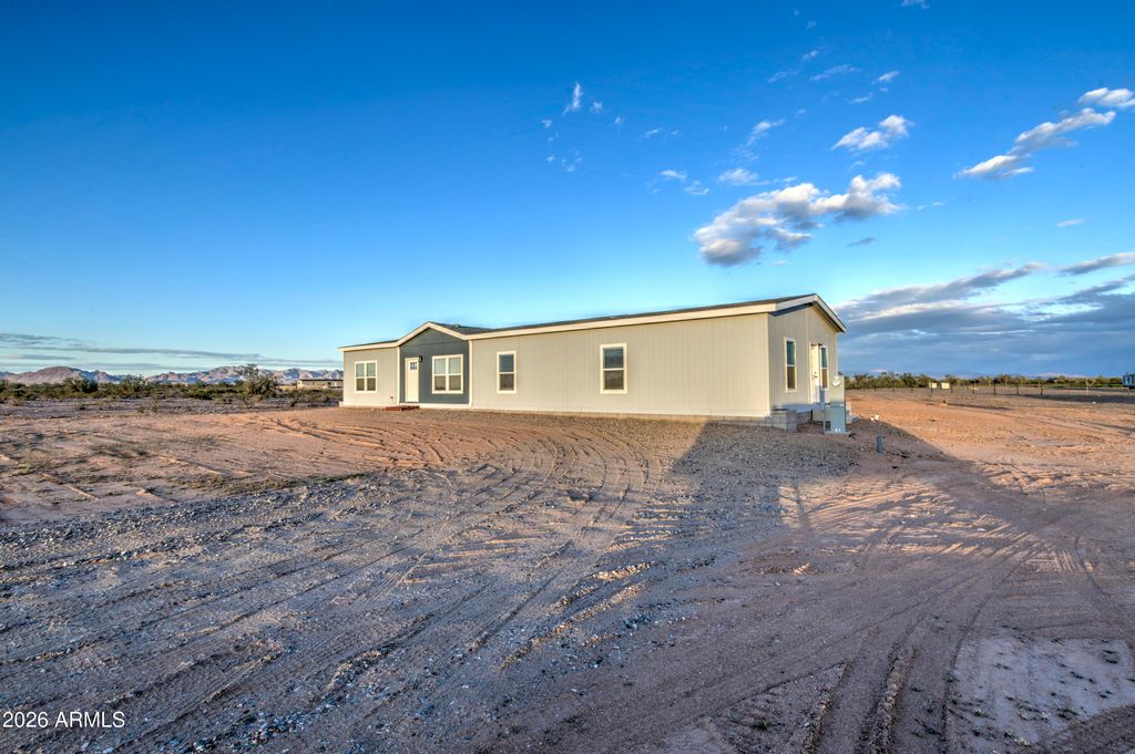 Photo of 5083 N 426th Avenue, Tonopah, AZ 85354 (MLS # 6989099)