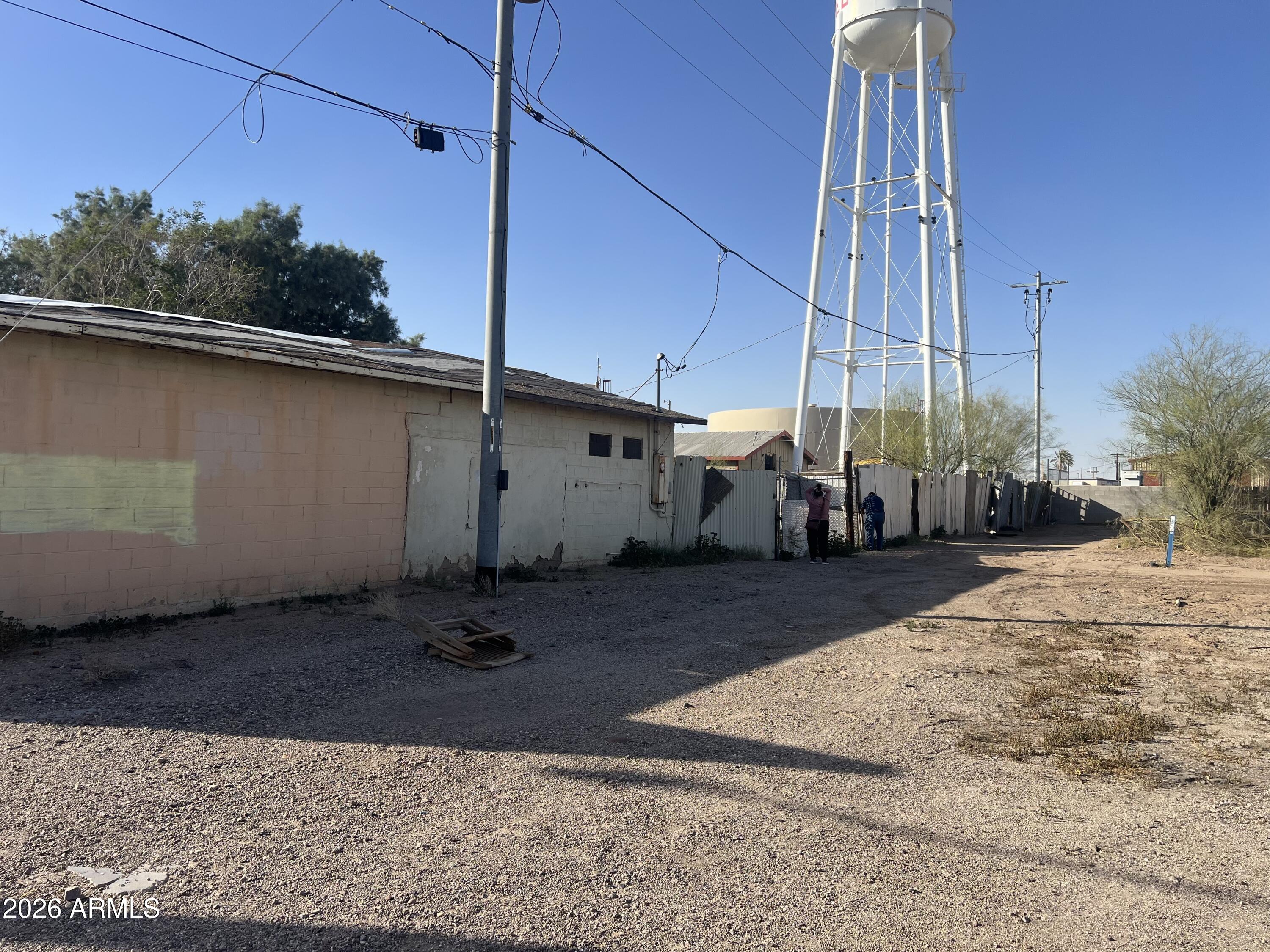 102 W Martin Luther King Street