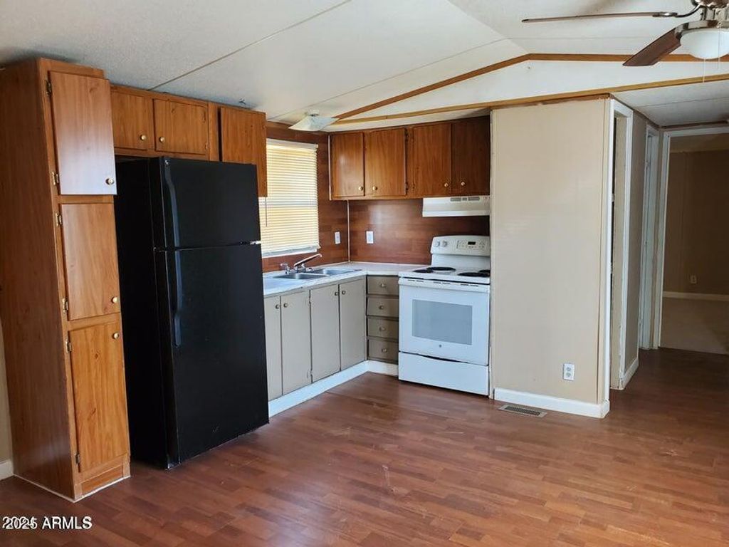 Photo of 708 W Mcmurray Boulevard #5, Casa Grande, AZ 85122 (MLS # 6956551)