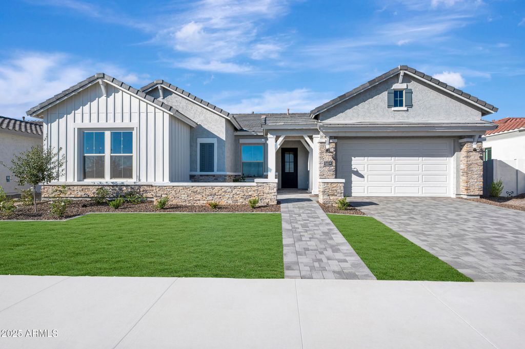 Photo of 5604 N 202nd Lane, Litchfield Park, AZ 85340 (MLS # 6897023)