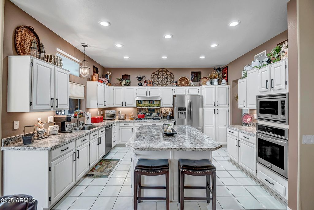 Photo of 22009 N Via De La Caballa, Sun City West, AZ 85375 (MLS # 6905505)