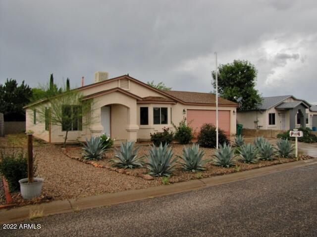 SEMINOLE WINGS - Residential