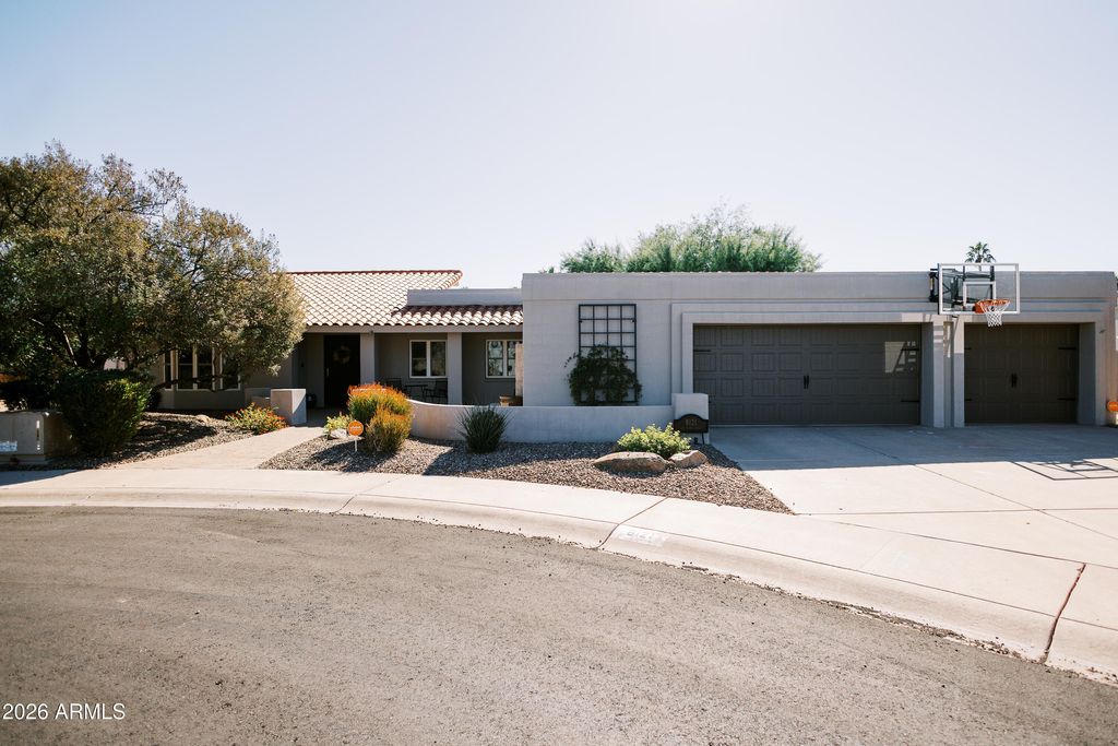 Photo of 8121 E Del Plomo Drive, Scottsdale, AZ 85258 (MLS # 6974118)