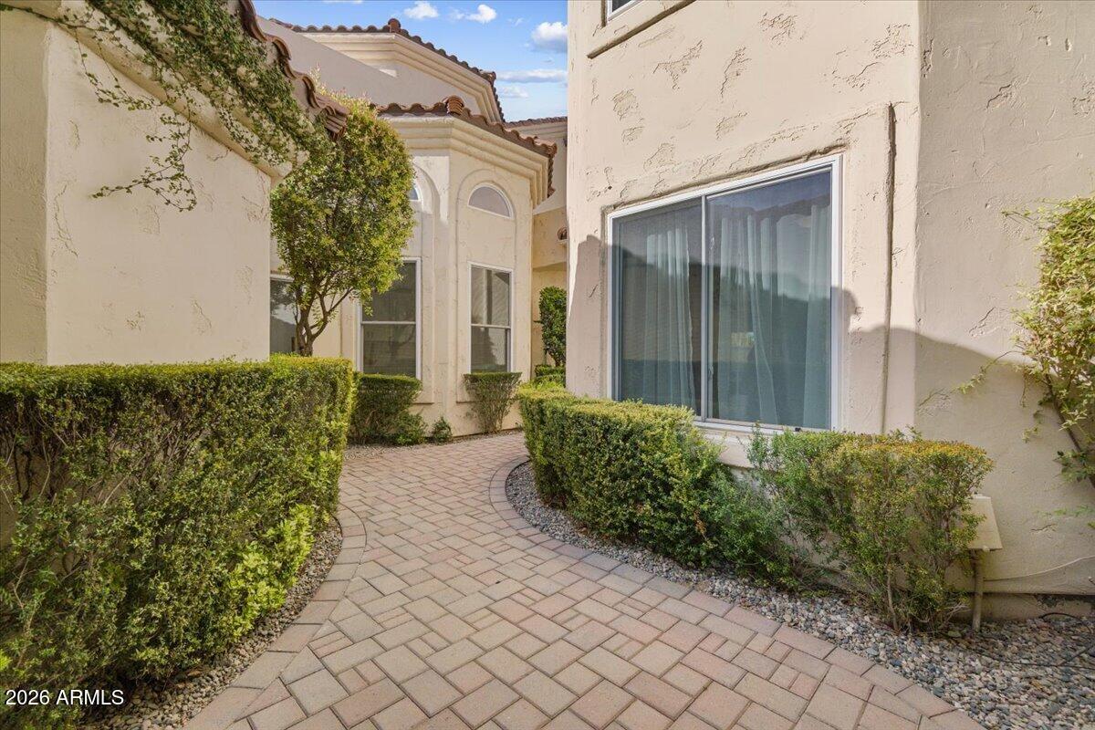 1700 E Lakeside Drive 28