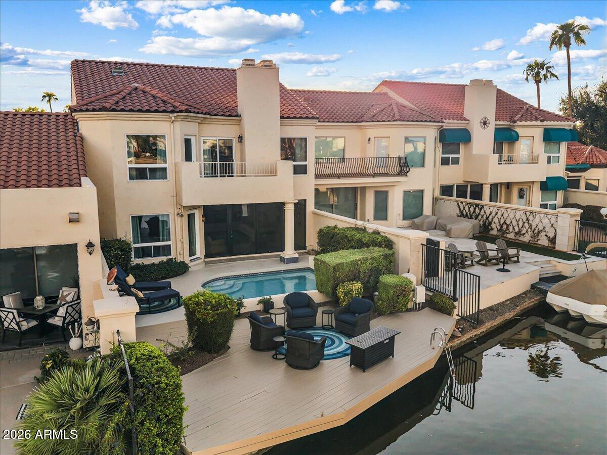 1700 E Lakeside Drive 28