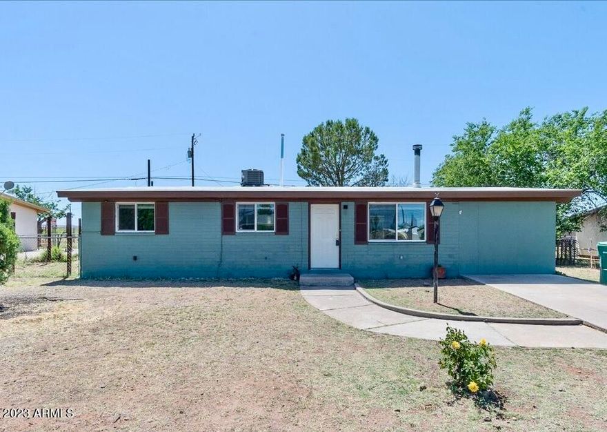 Welcome to this charming, updated 3 bedroom, 1 bath home. Brand new kitchen: countertops, cabinets, appliances and backsplash. Fresh interior and exterior paint. New AC system! Tile throughout house except for bedrooms and  big, bright bonus room. Workshop area, backyard and inside storage, Call to see it today!
Property is being sold AS-IS