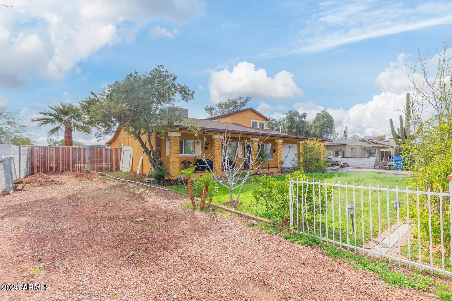 3121 W GREENWAY Road