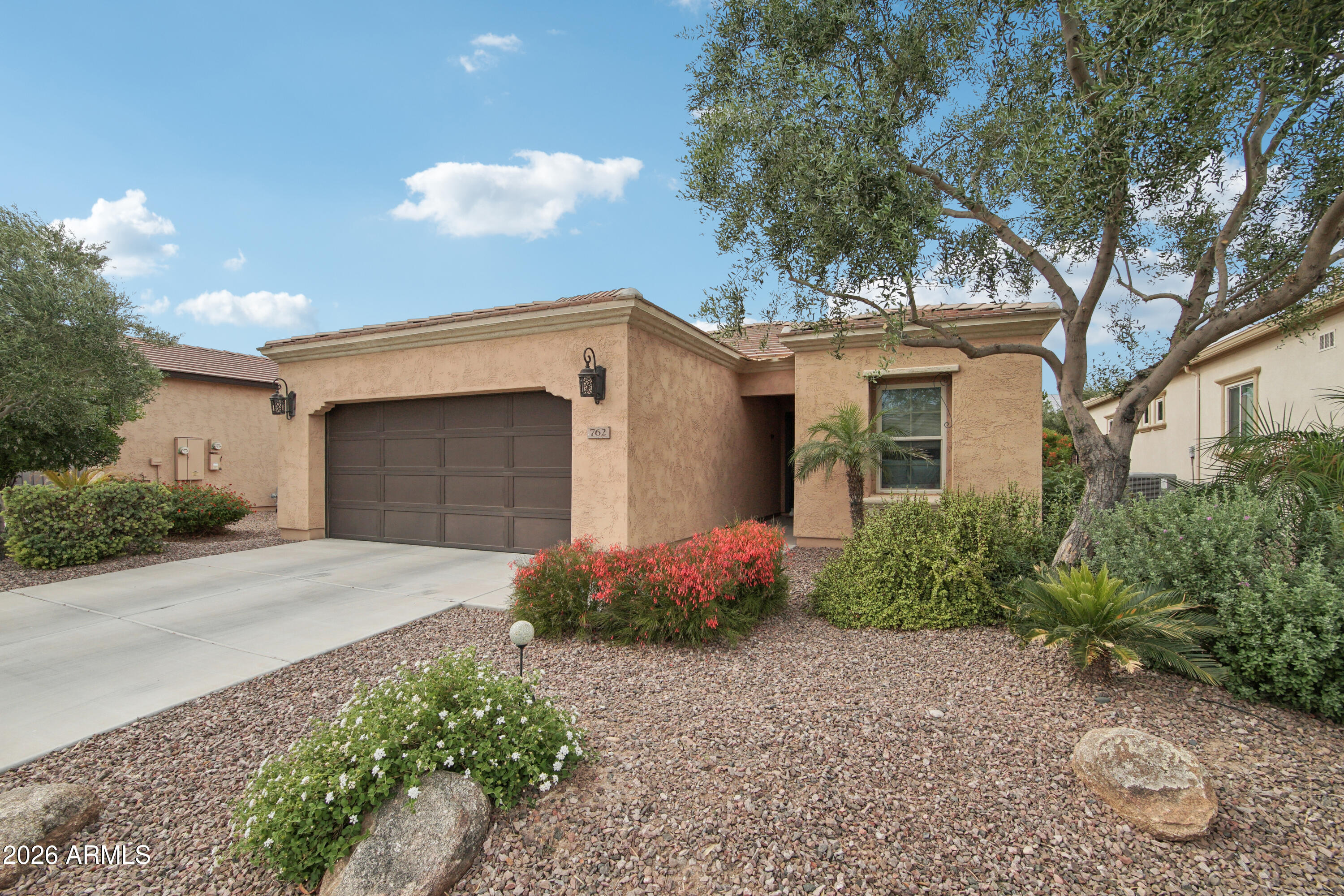 762 E LADDOOS Avenue