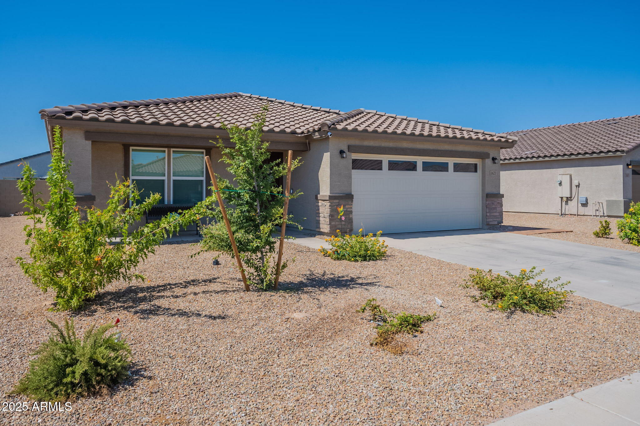 1621 W Laguna Drive