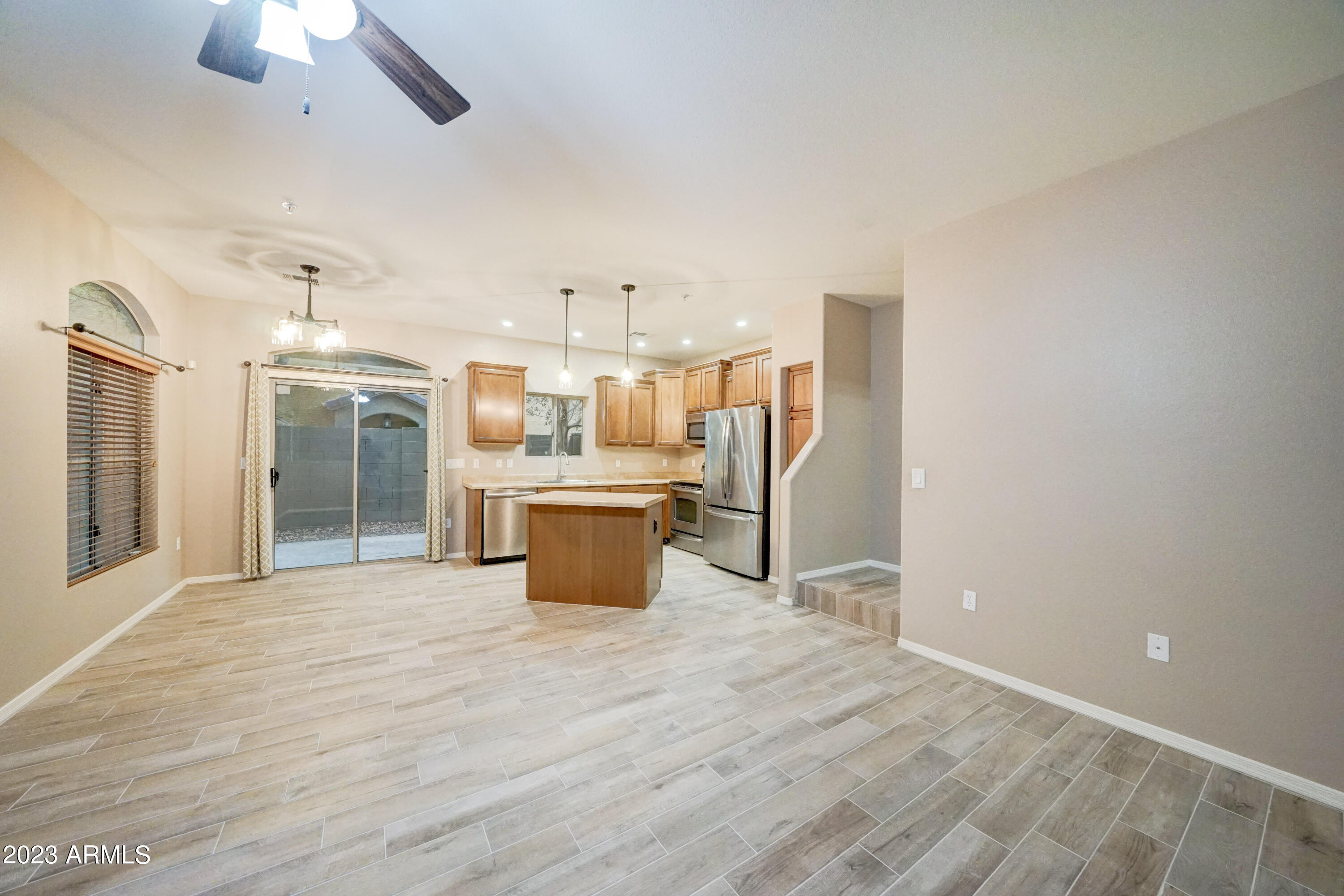 2150 W ALAMEDA Road 1058