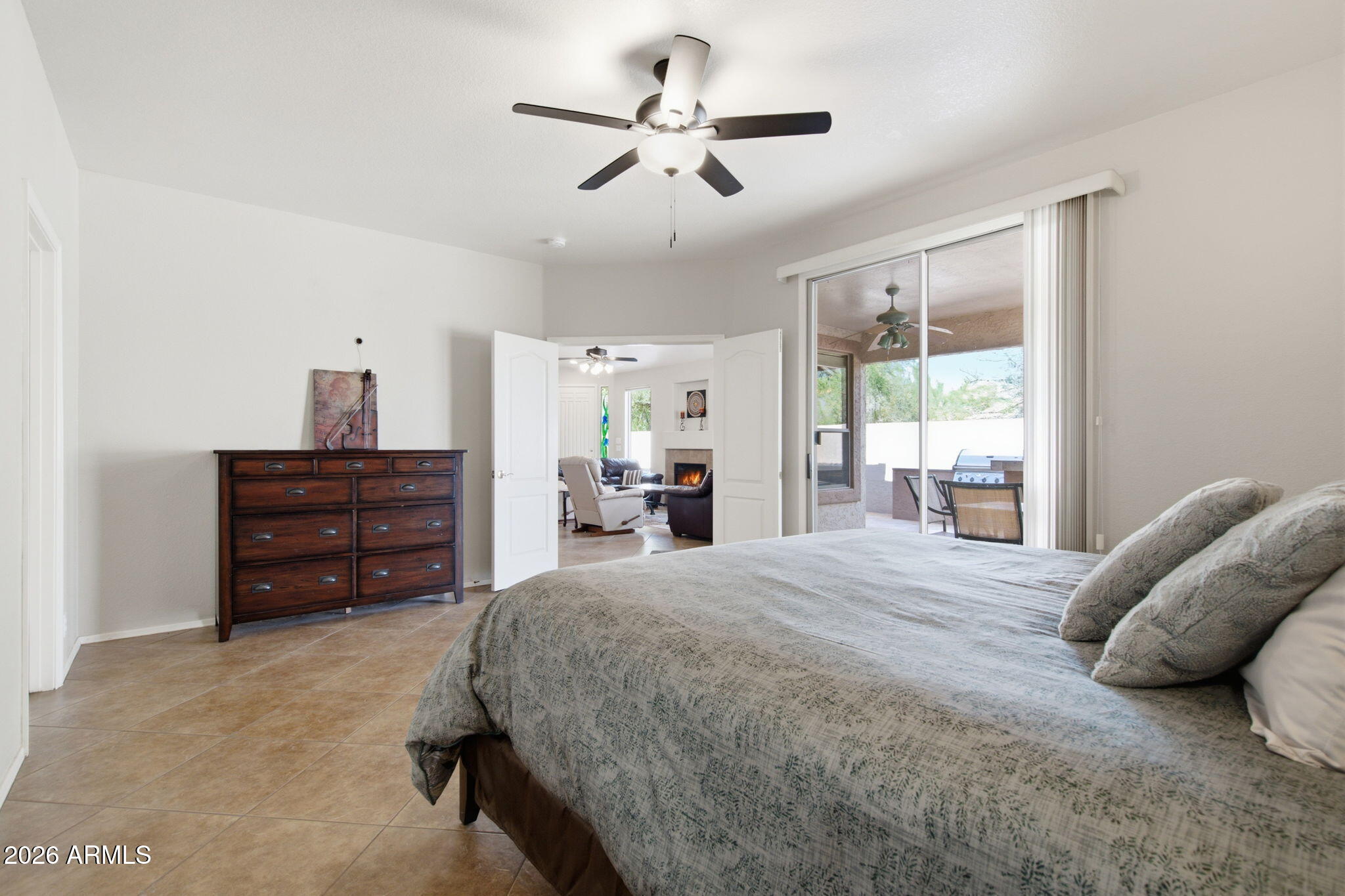 6627 E HACIENDA LA NORIA Lane