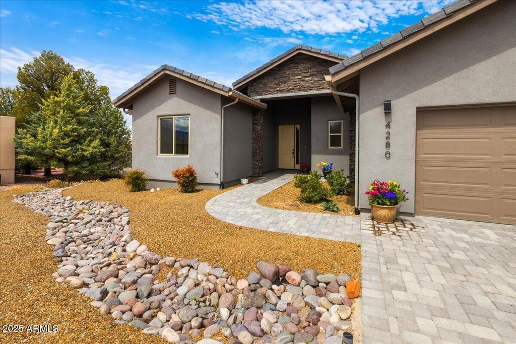 Photo of 4280 W Hogan Drive, Cornville, AZ 86325 (MLS # 6935492)