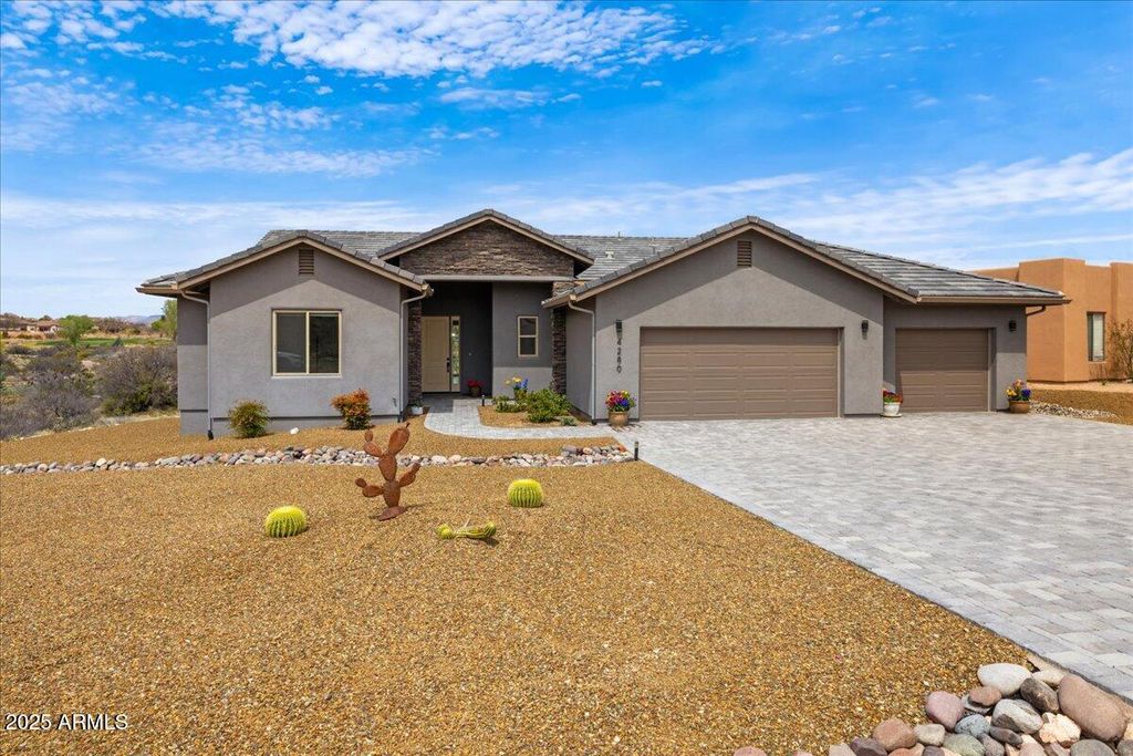 Photo of 4280 W Hogan Drive, Cornville, AZ 86325 (MLS # 6935492)