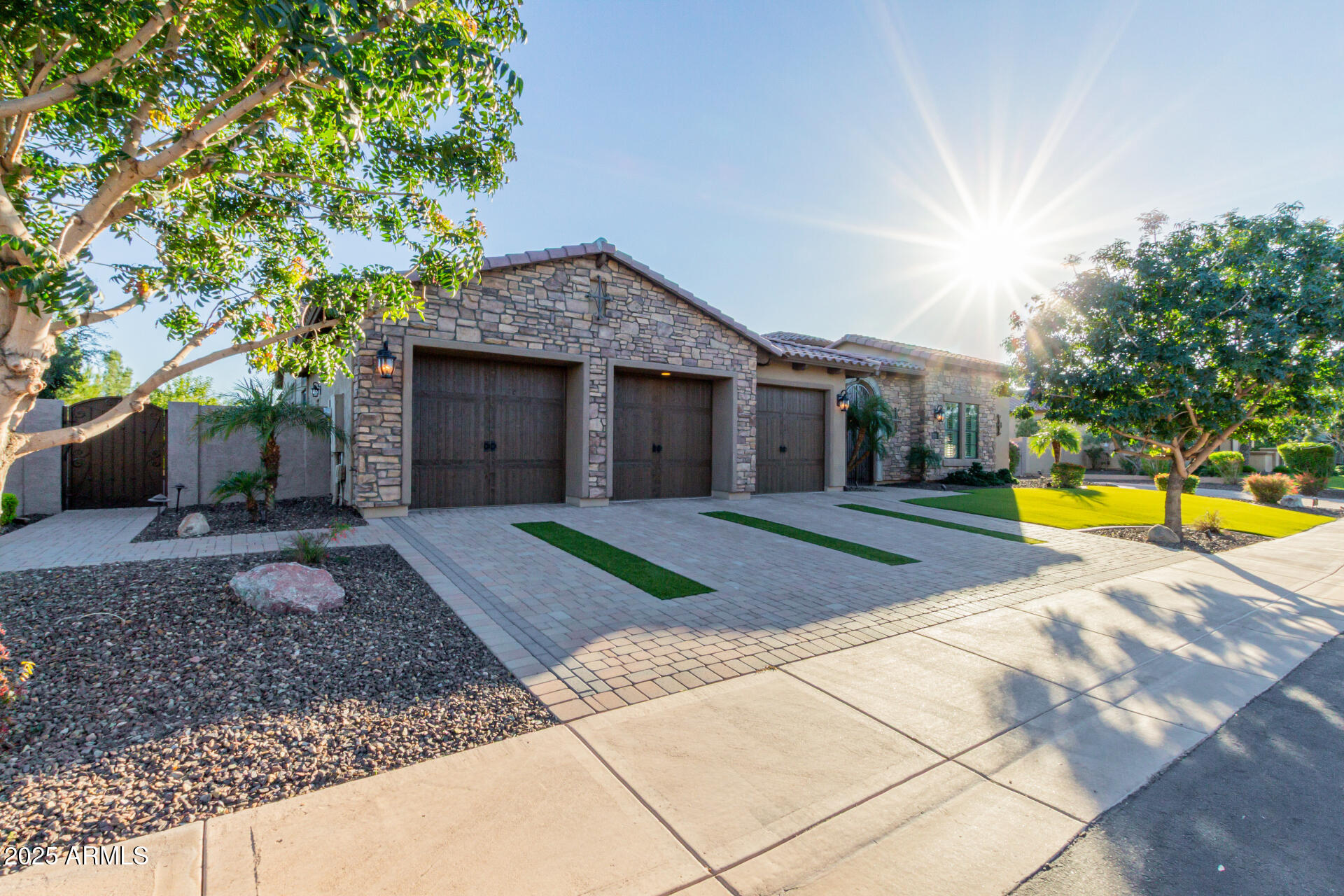 Homes for Sale in Queen Creek Arizona 2 3305 E KENWOOD Street