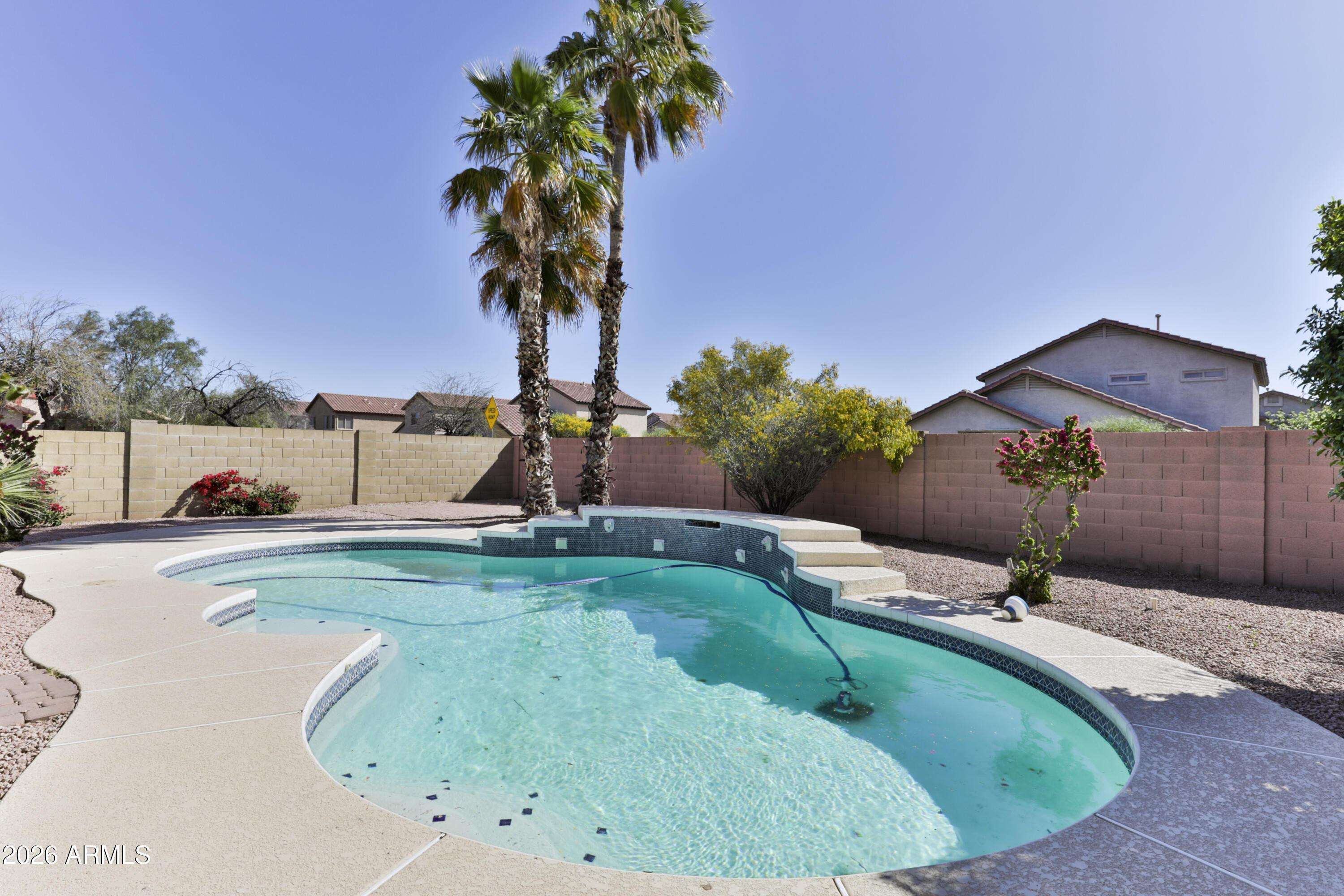MEADOWS AT INDENENDENCE - Residential Lease