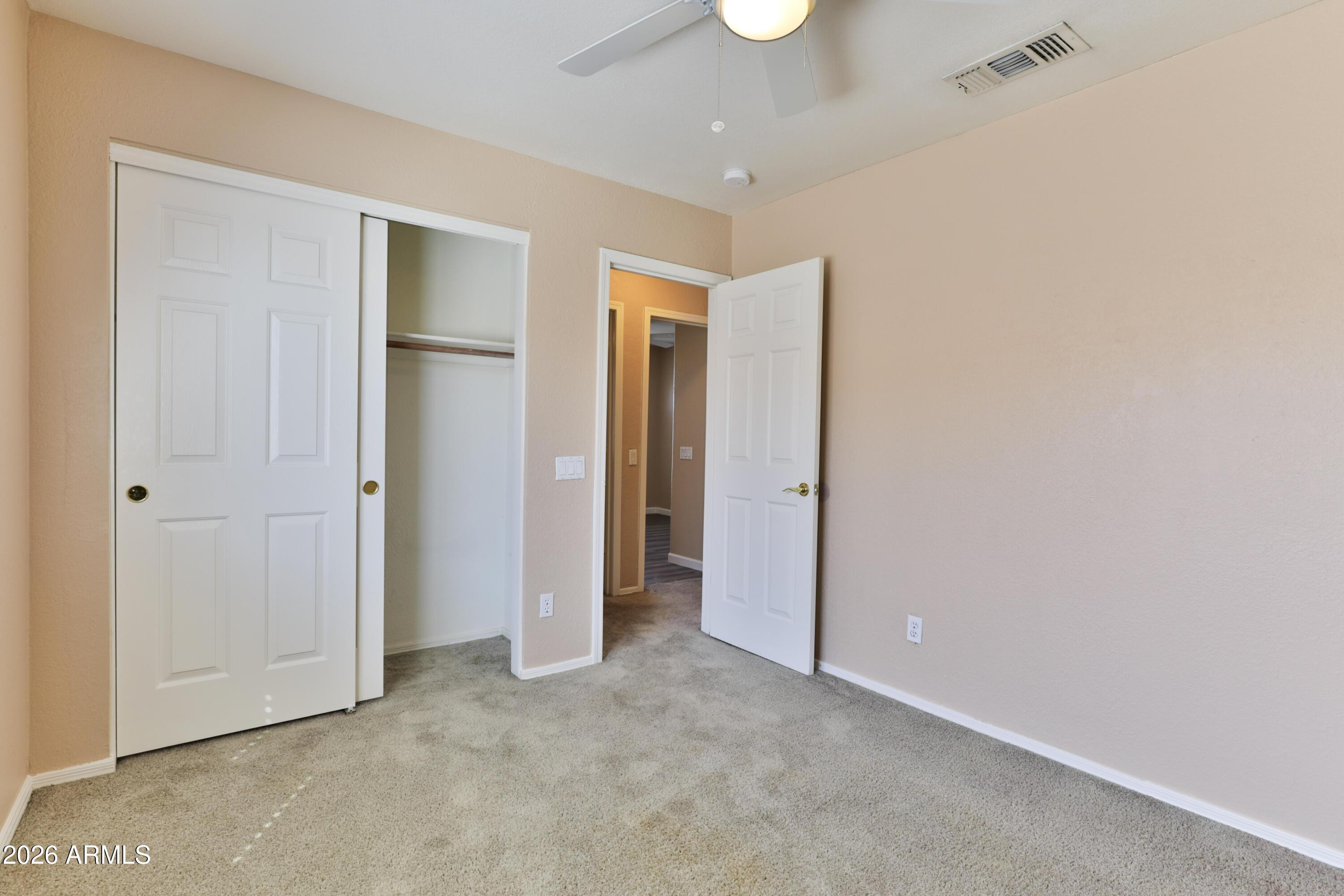 MEADOWS AT INDENENDENCE - Residential Lease