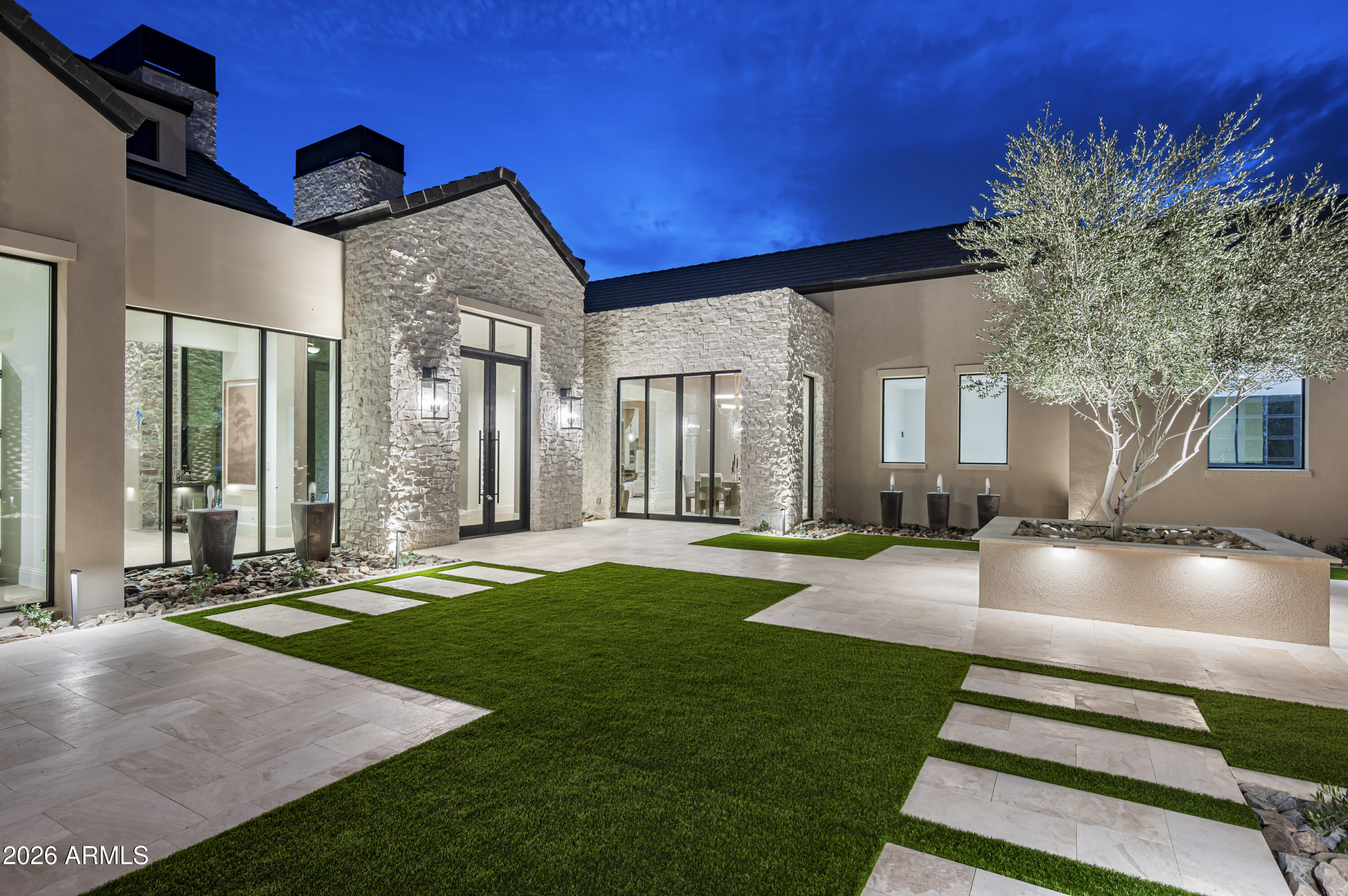 DESERT ESTATES UNIT 1 LOT 21 AND NORTH SCOTTSDALE - Residential