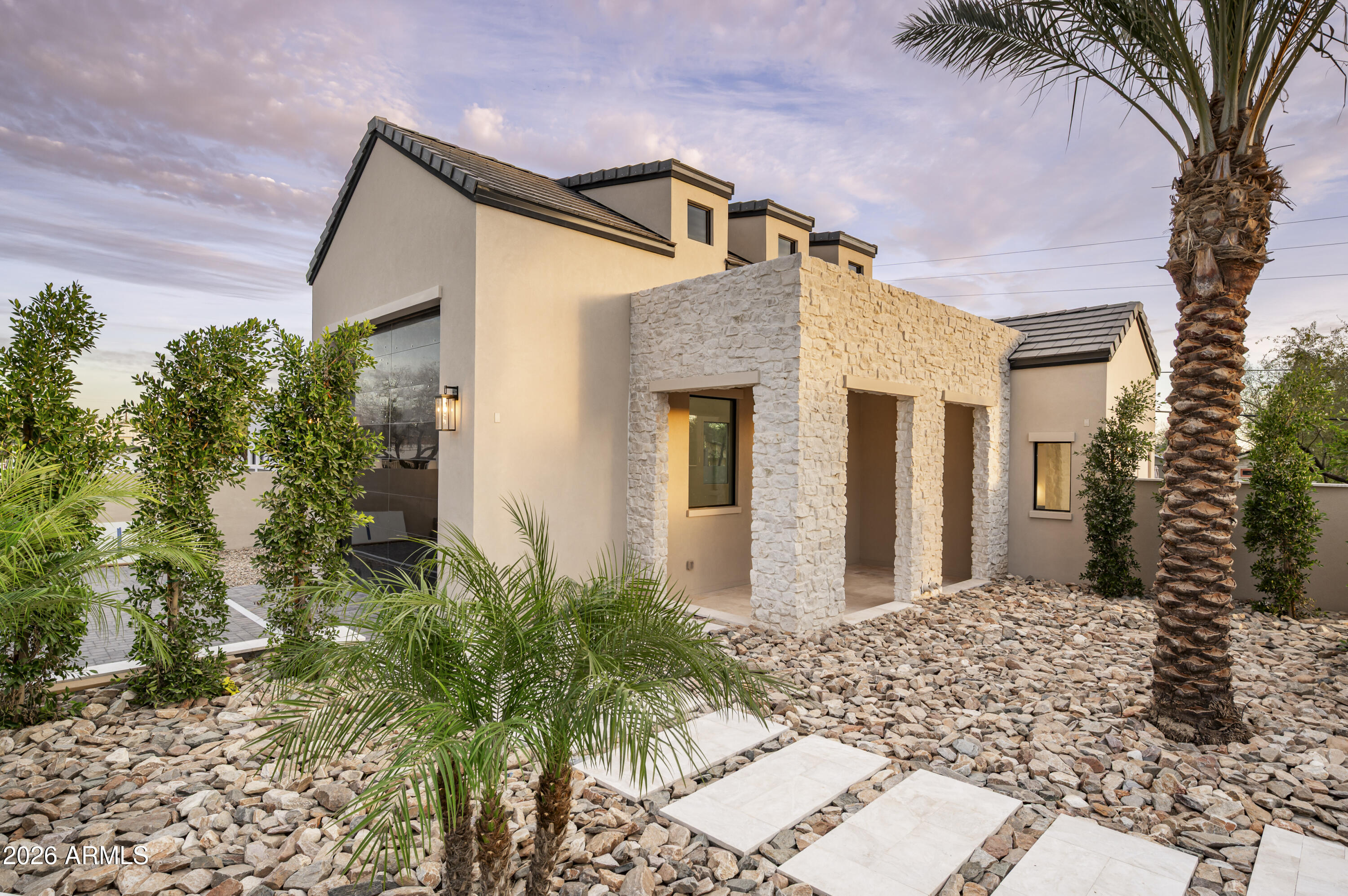 DESERT ESTATES UNIT 1 LOT 21 AND NORTH SCOTTSDALE - Residential