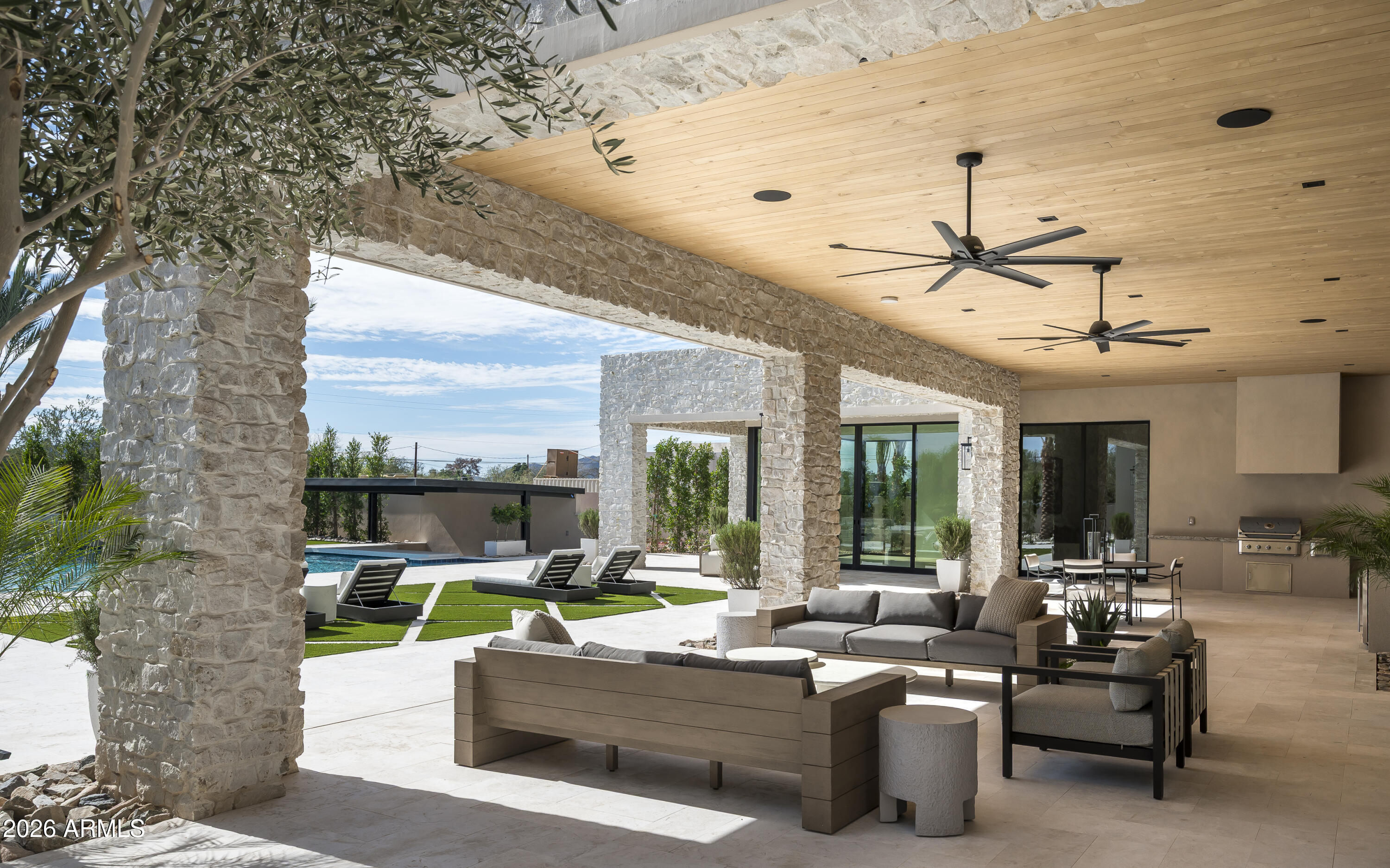 DESERT ESTATES UNIT 1 LOT 21 AND NORTH SCOTTSDALE - Residential