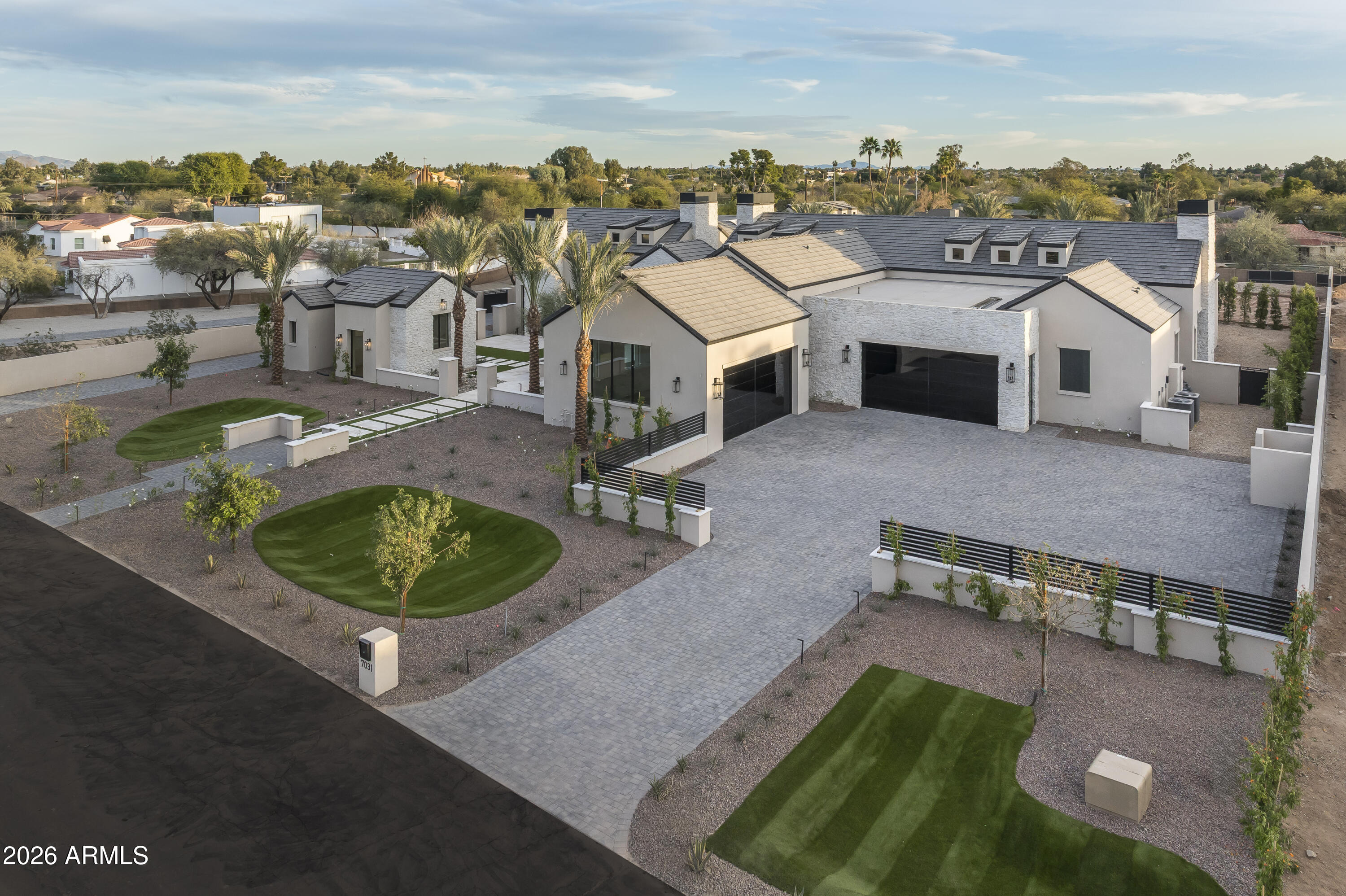 DESERT ESTATES UNIT 1 LOT 21 AND NORTH SCOTTSDALE - Residential