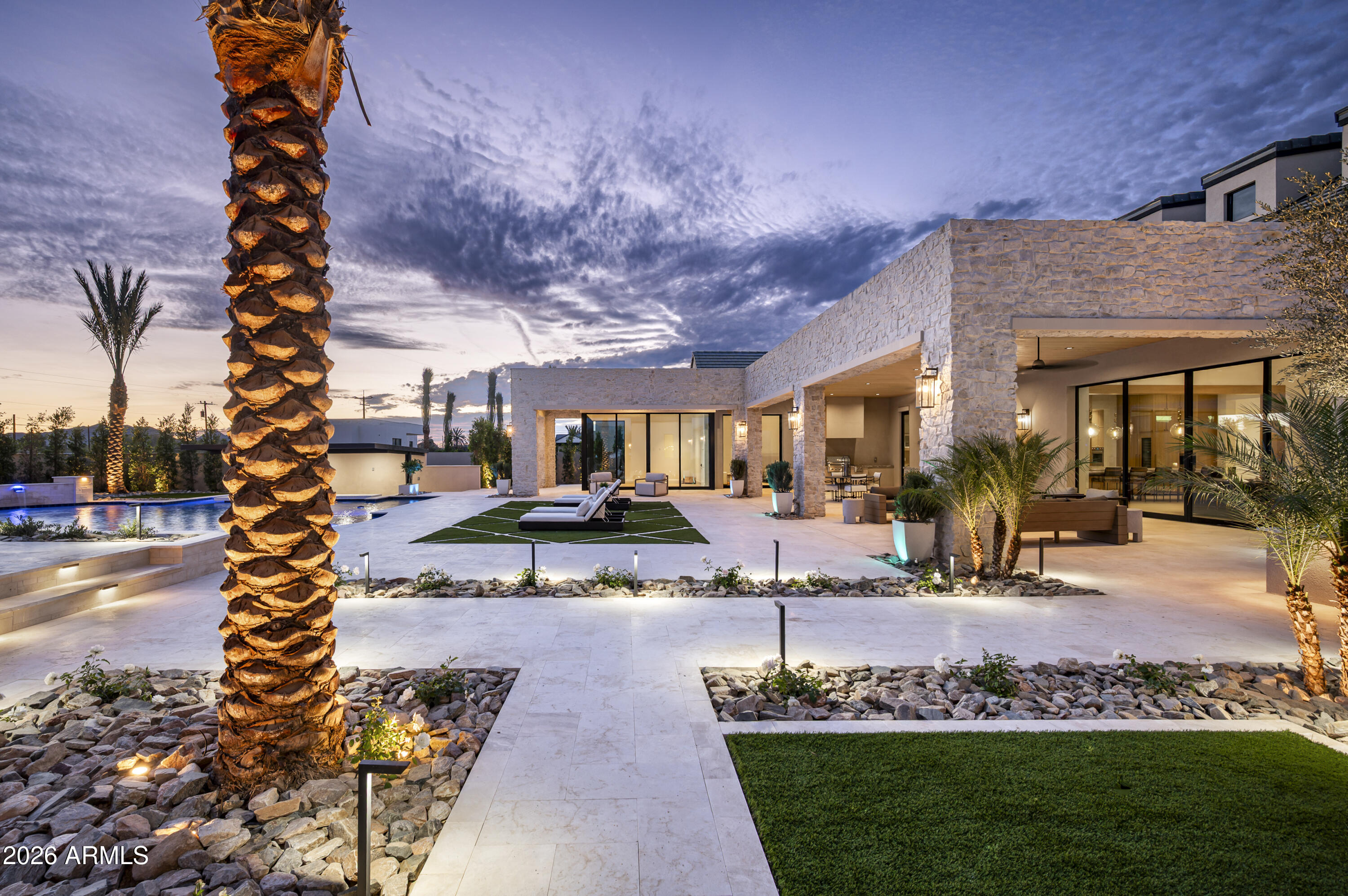 DESERT ESTATES UNIT 1 LOT 21 AND NORTH SCOTTSDALE - Residential