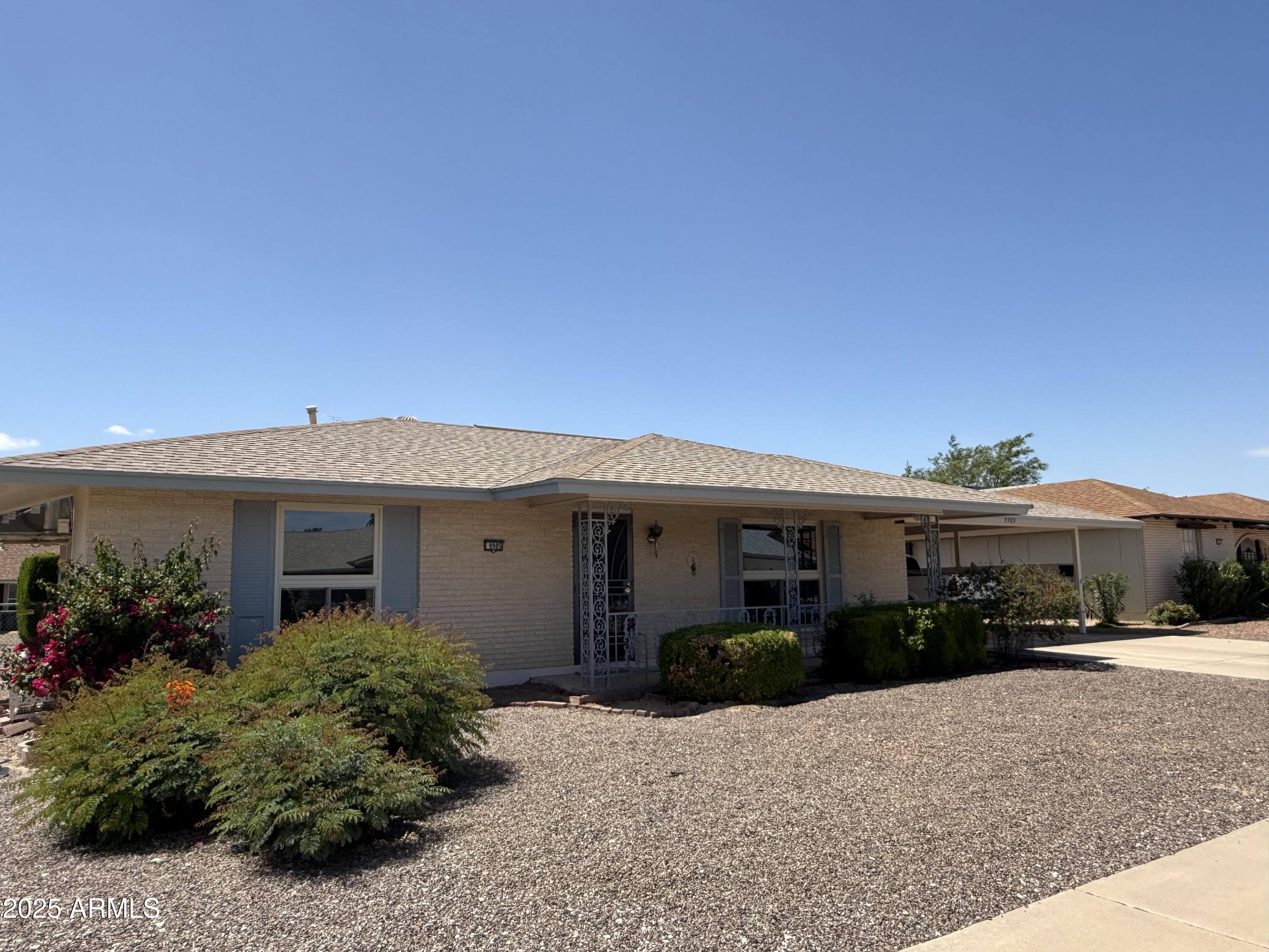 9905 W OAKSTONE Drive