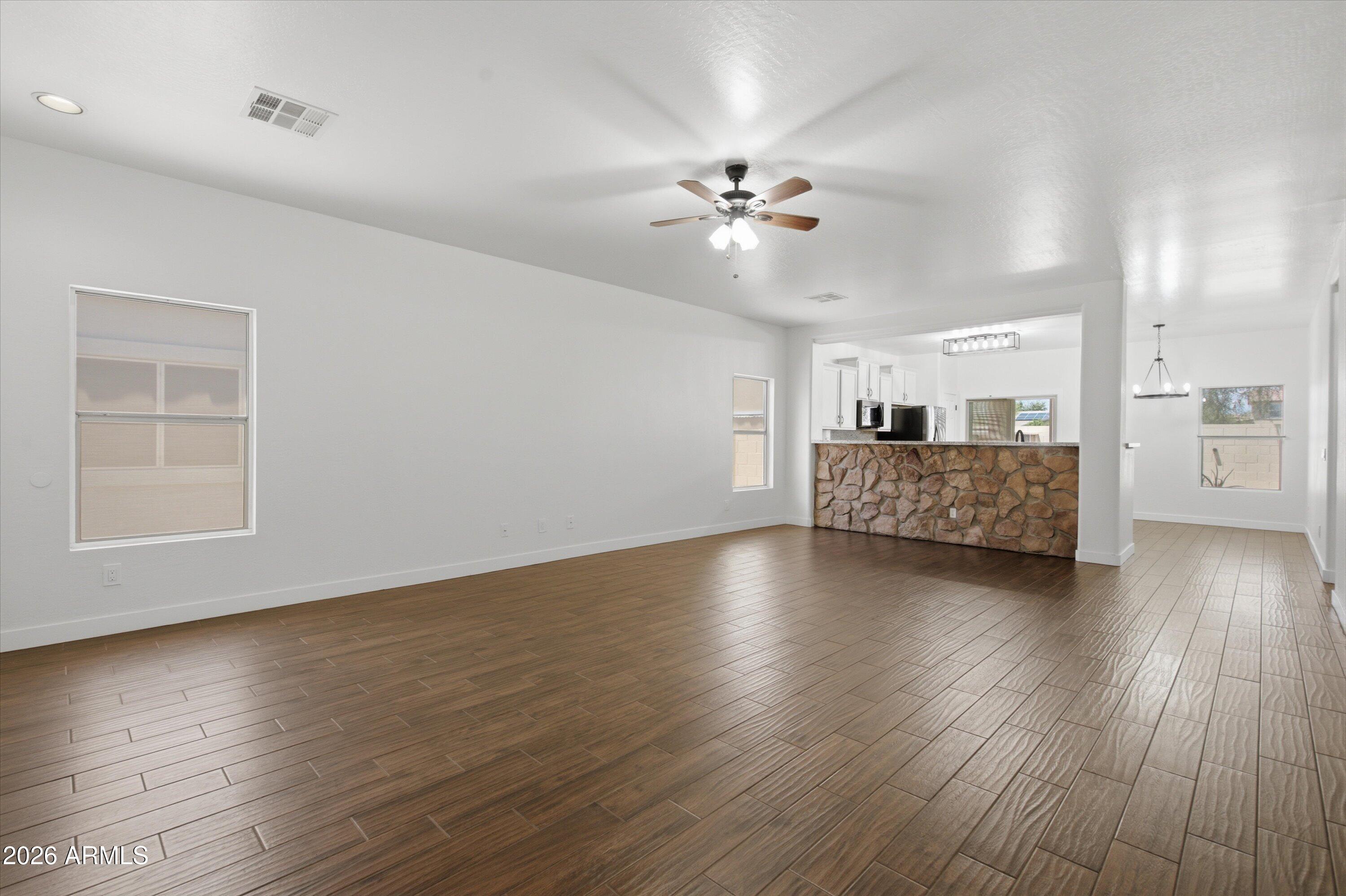 15250 W SHAW BUTTE Drive