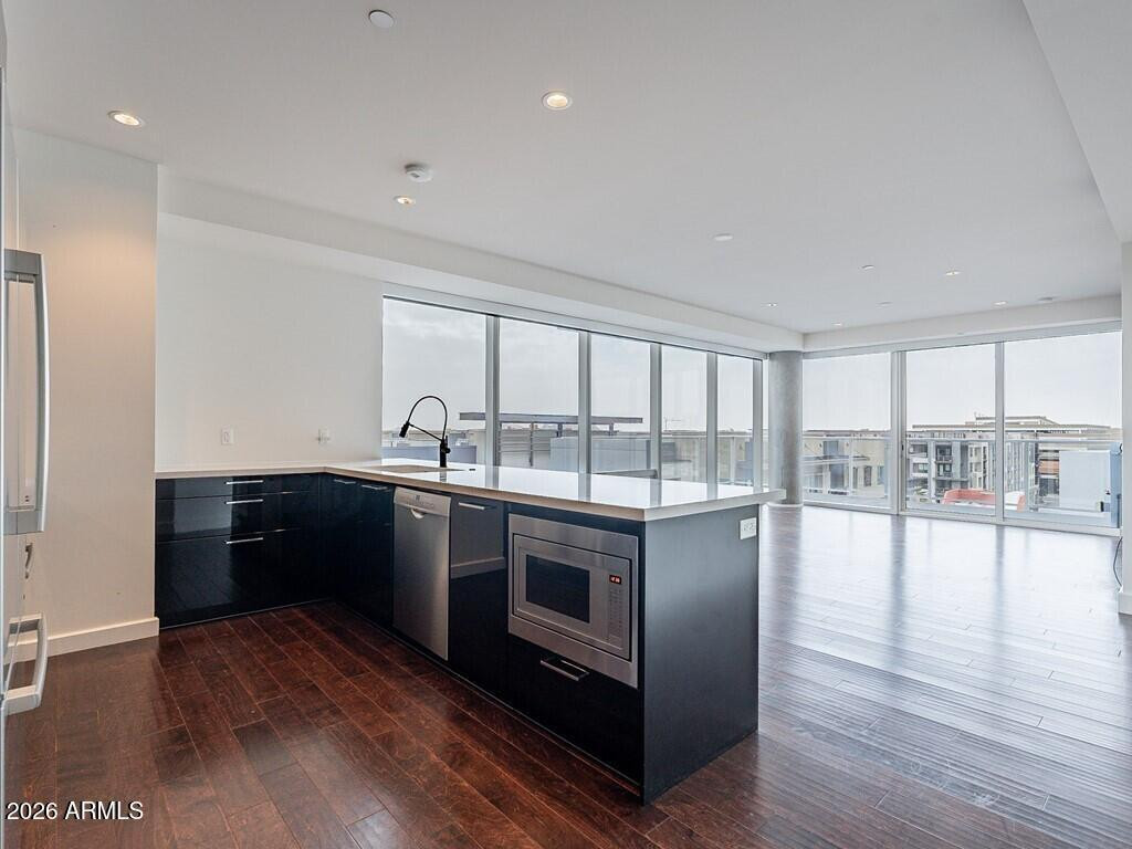 4422 N 75th Street Unit 7007