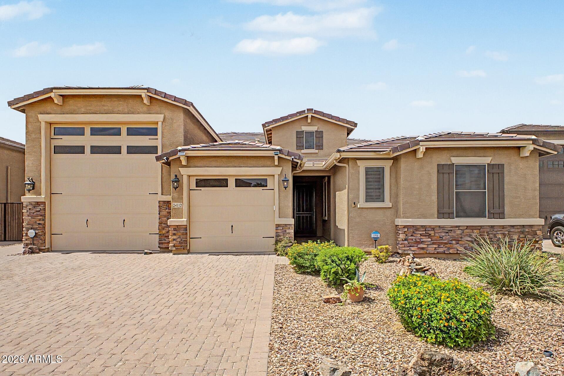 24112 N CORN Circle