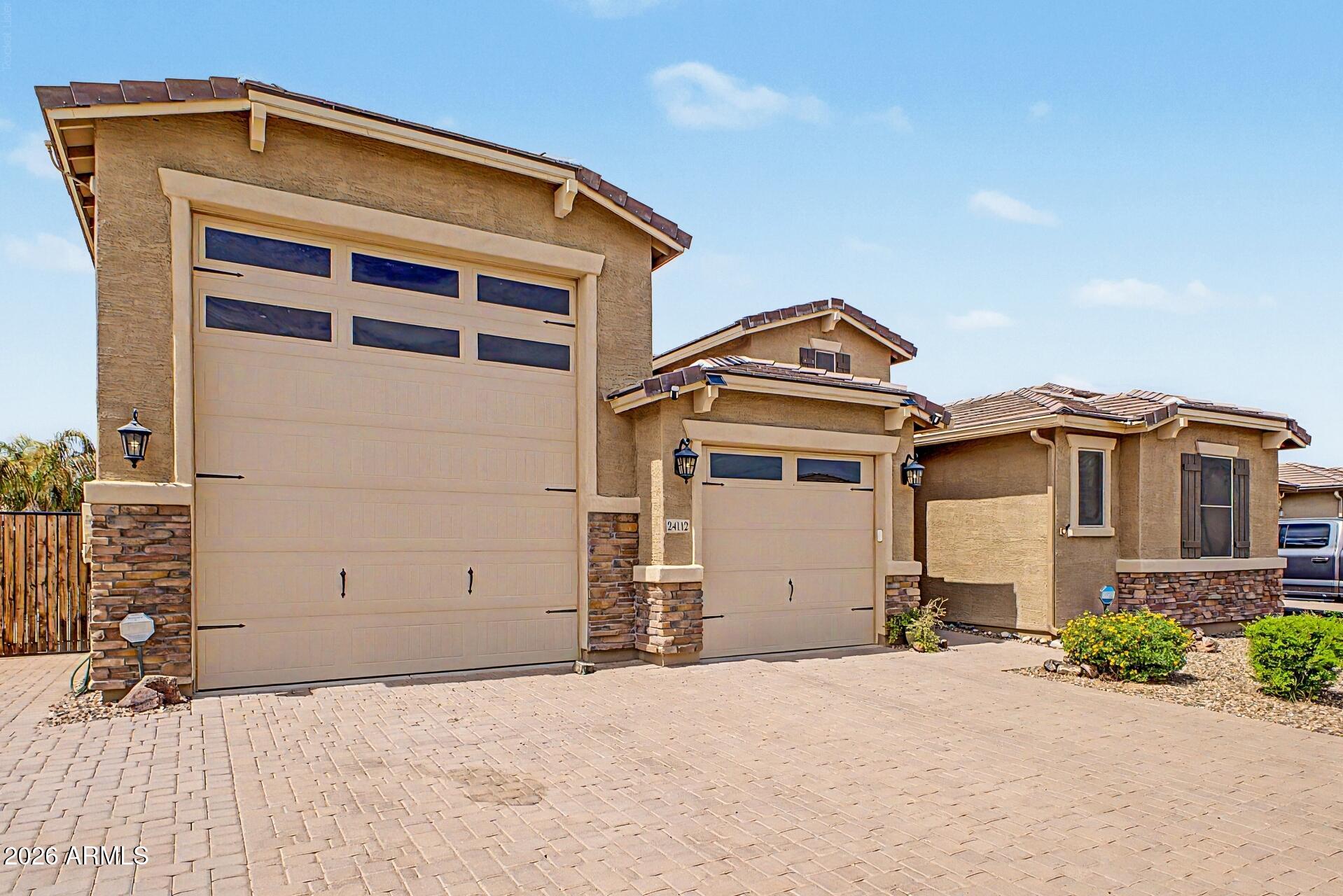 24112 N CORN Circle