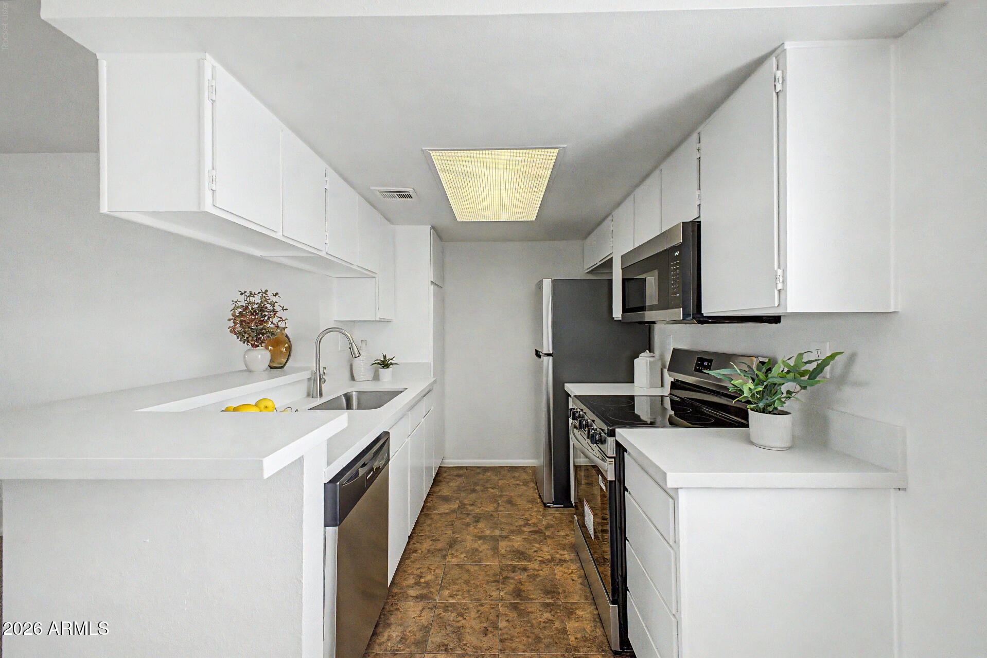 1111 E UNIVERSITY Drive 229