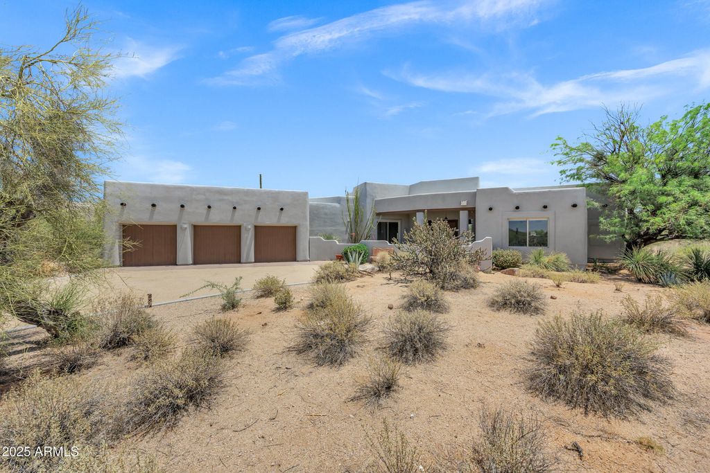 Photo of 30600 N Pima Road #24, Scottsdale, AZ 85266 (MLS # 6831537)