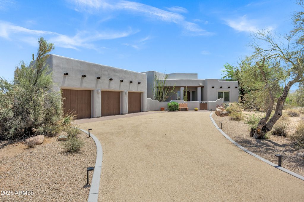 Photo of 30600 N Pima Road #24, Scottsdale, AZ 85266 (MLS # 6831537)