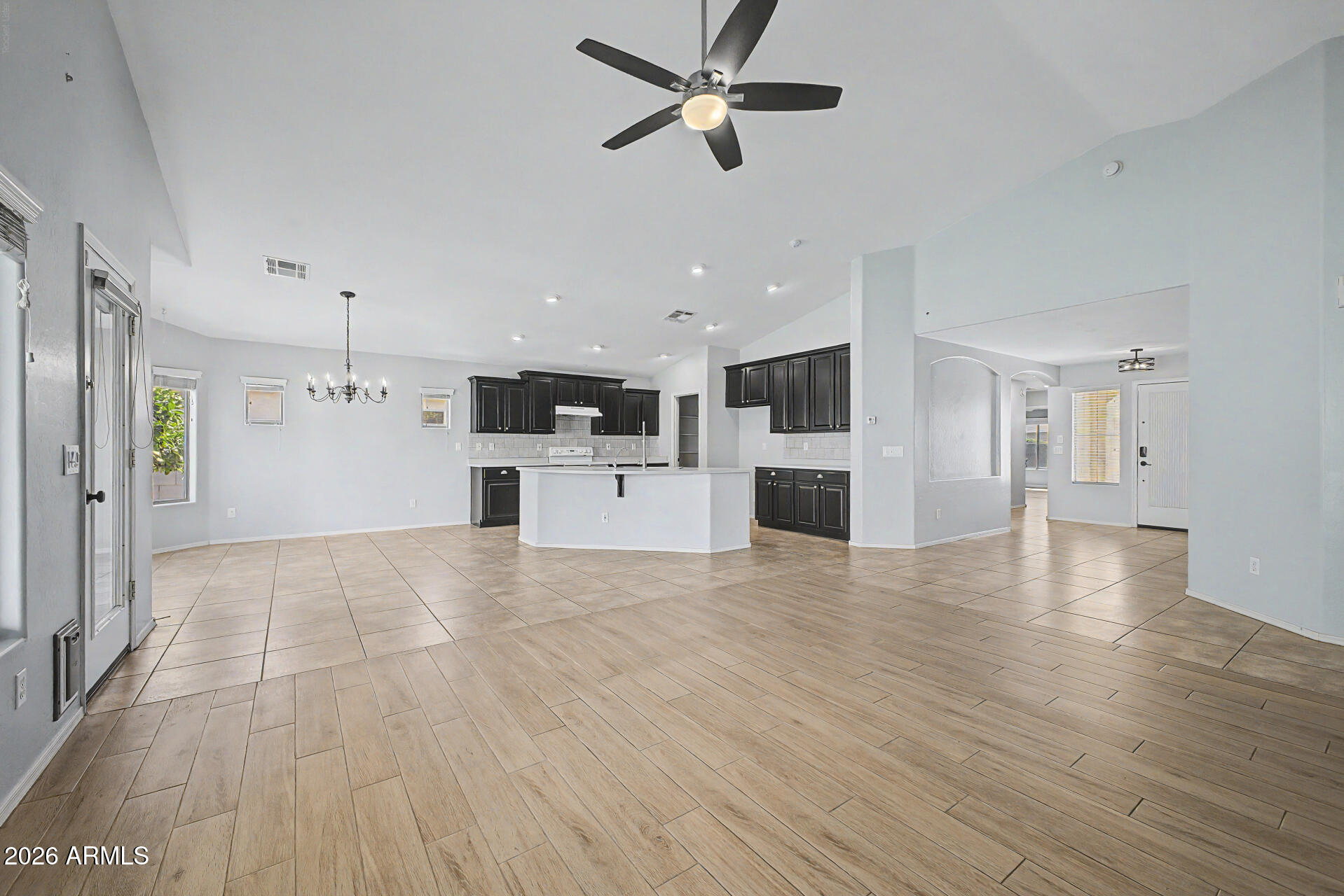 3546 E FAIRVIEW Street