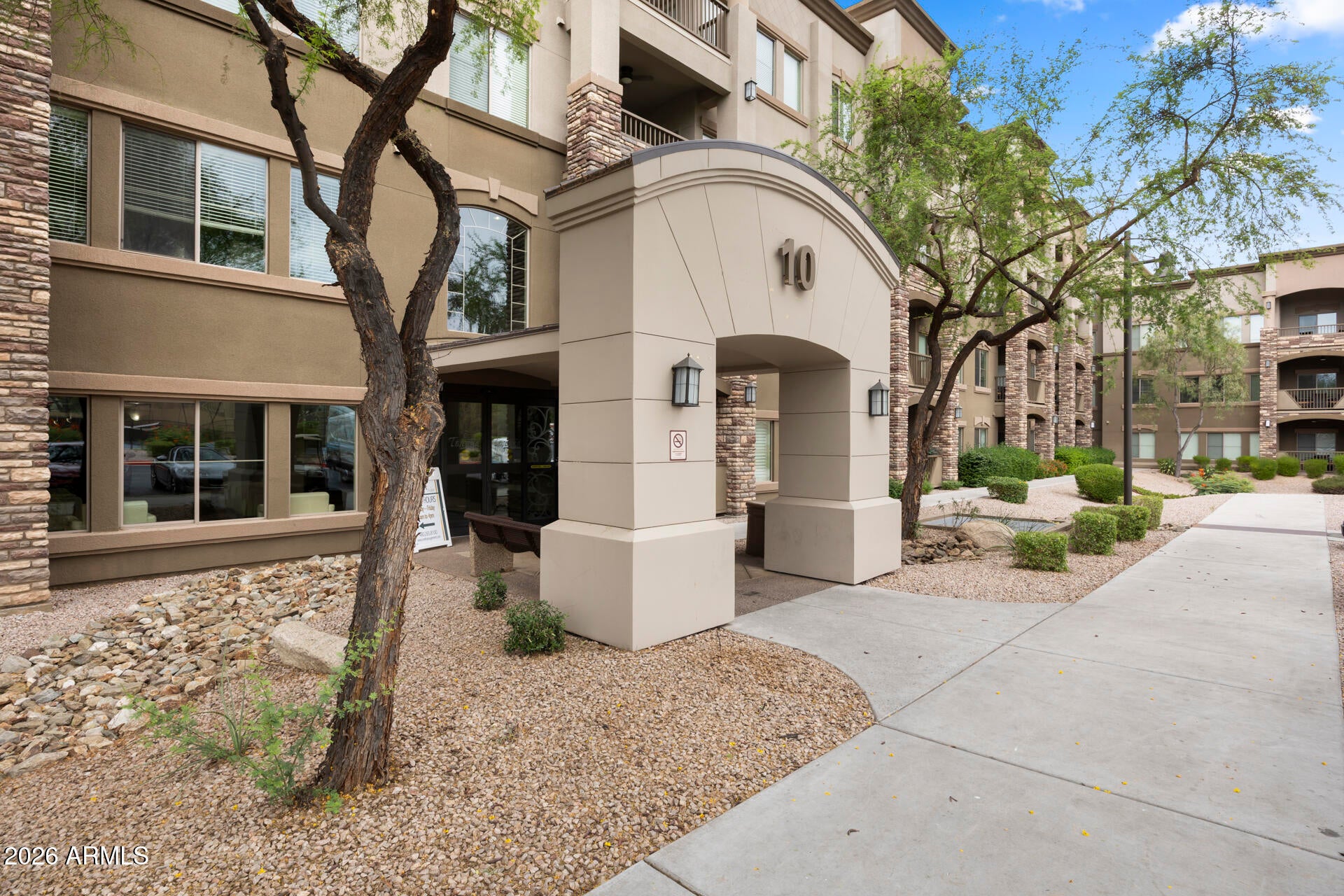 5450 E DEER VALLEY Drive 2189