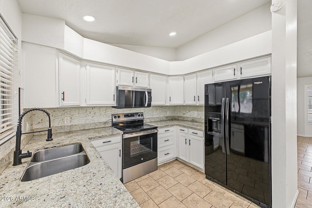 Photo of 9033 W El Caminito Drive, Peoria, AZ 85345 (MLS # 7094000)