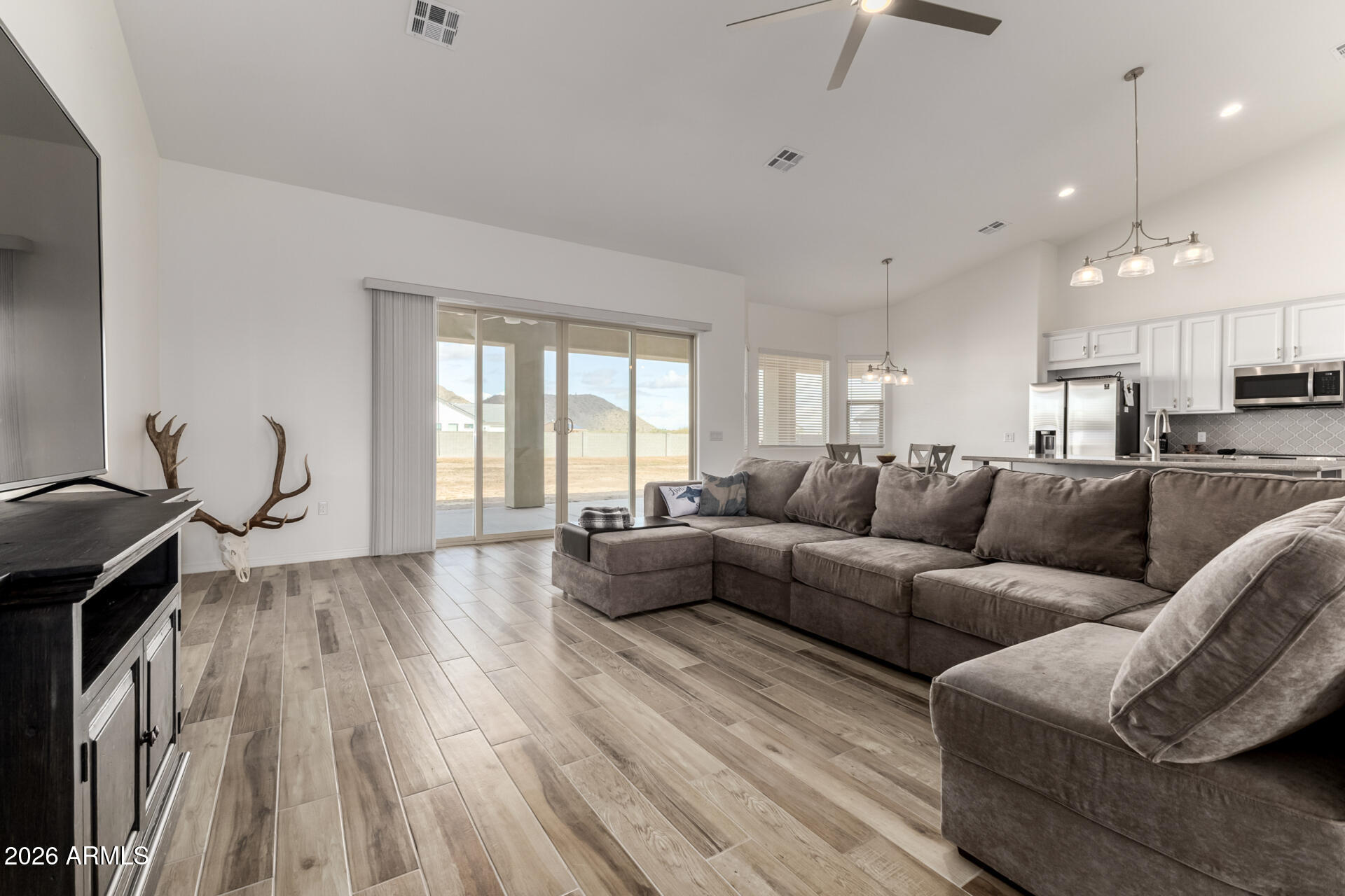 ARROYO VERDE ESTATES - Residential
