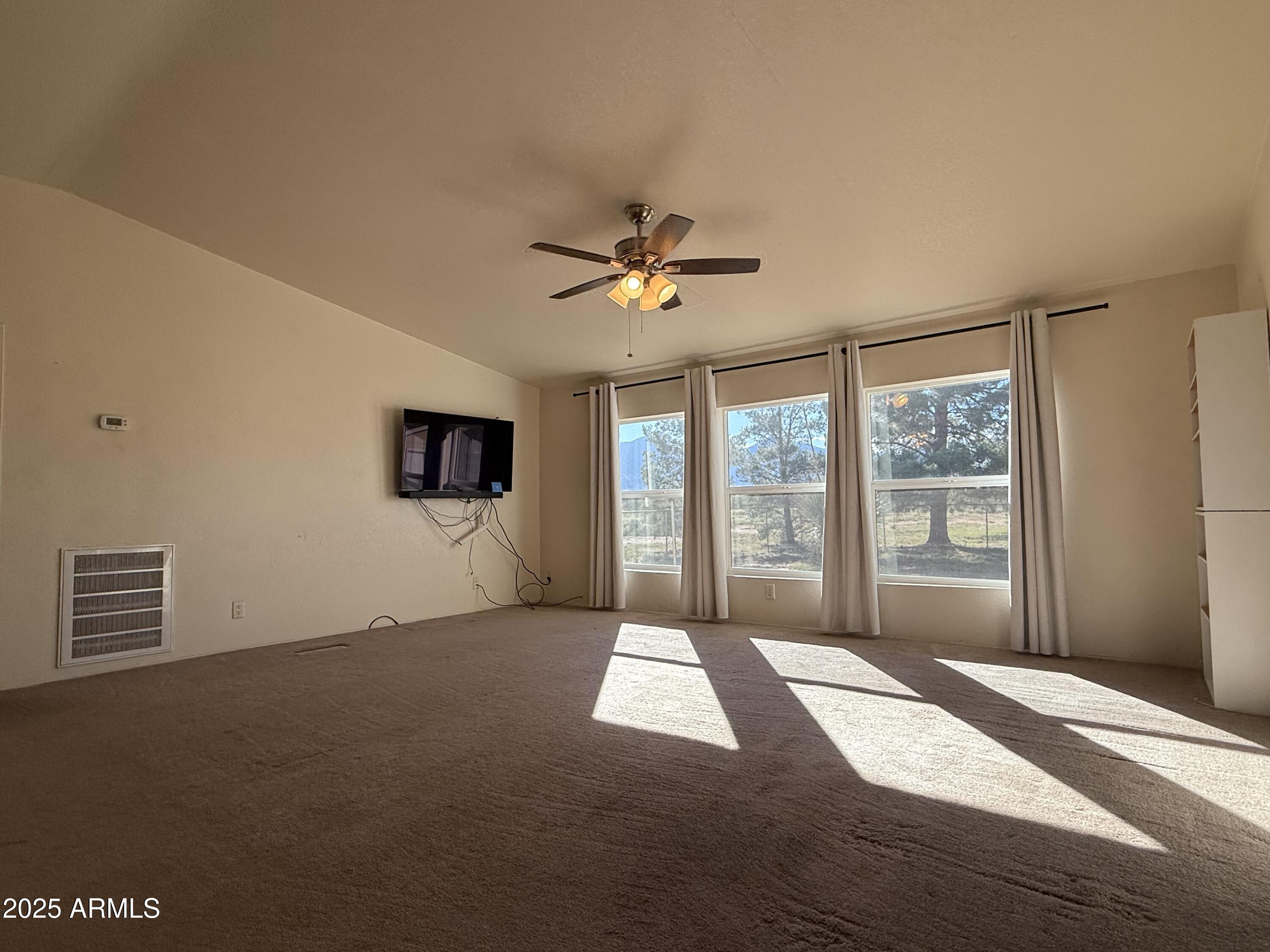 GREATER SAN PEDRO RANCHES - Residential